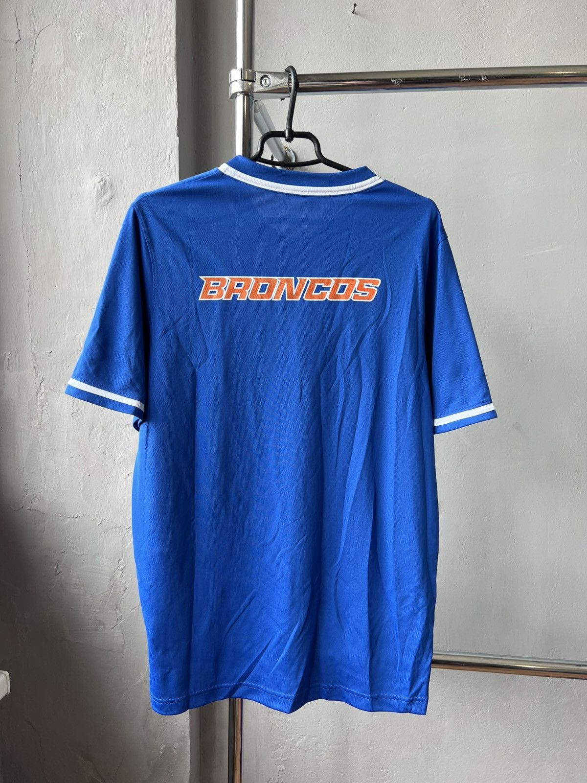 Nike NIKE BOISE STATE BRONCOS BASEBALL JERSEY SHIRT MEN’S NWT NEW Size US M / EU 48-50 / 2 - 15 Thumbnail
