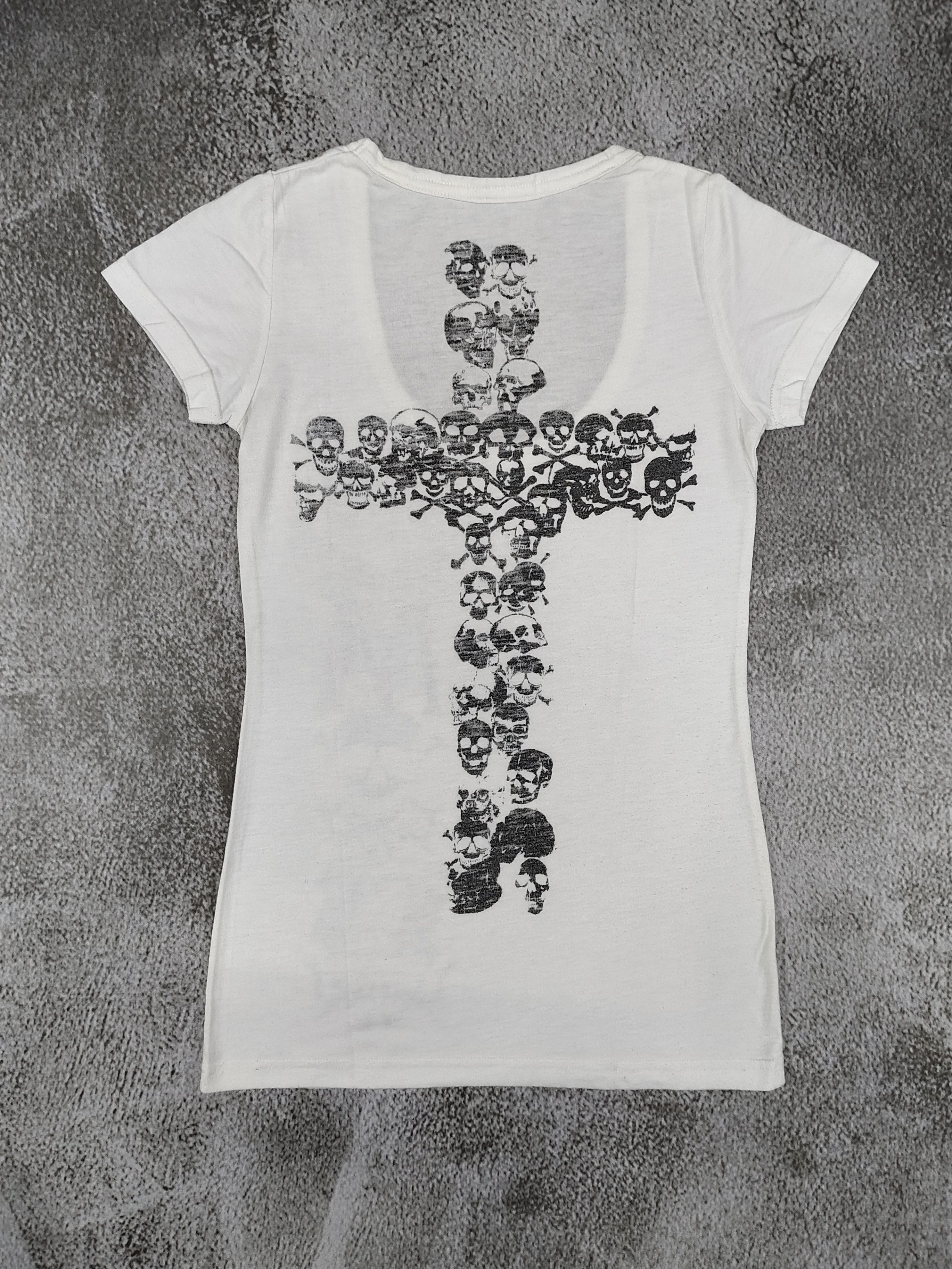 Japanese Brand 00s T.B Sensounico🇯🇵Gothic Skull Cross Crest Graphic Tee Size S / US 4 / IT 40 - 3 Thumbnail
