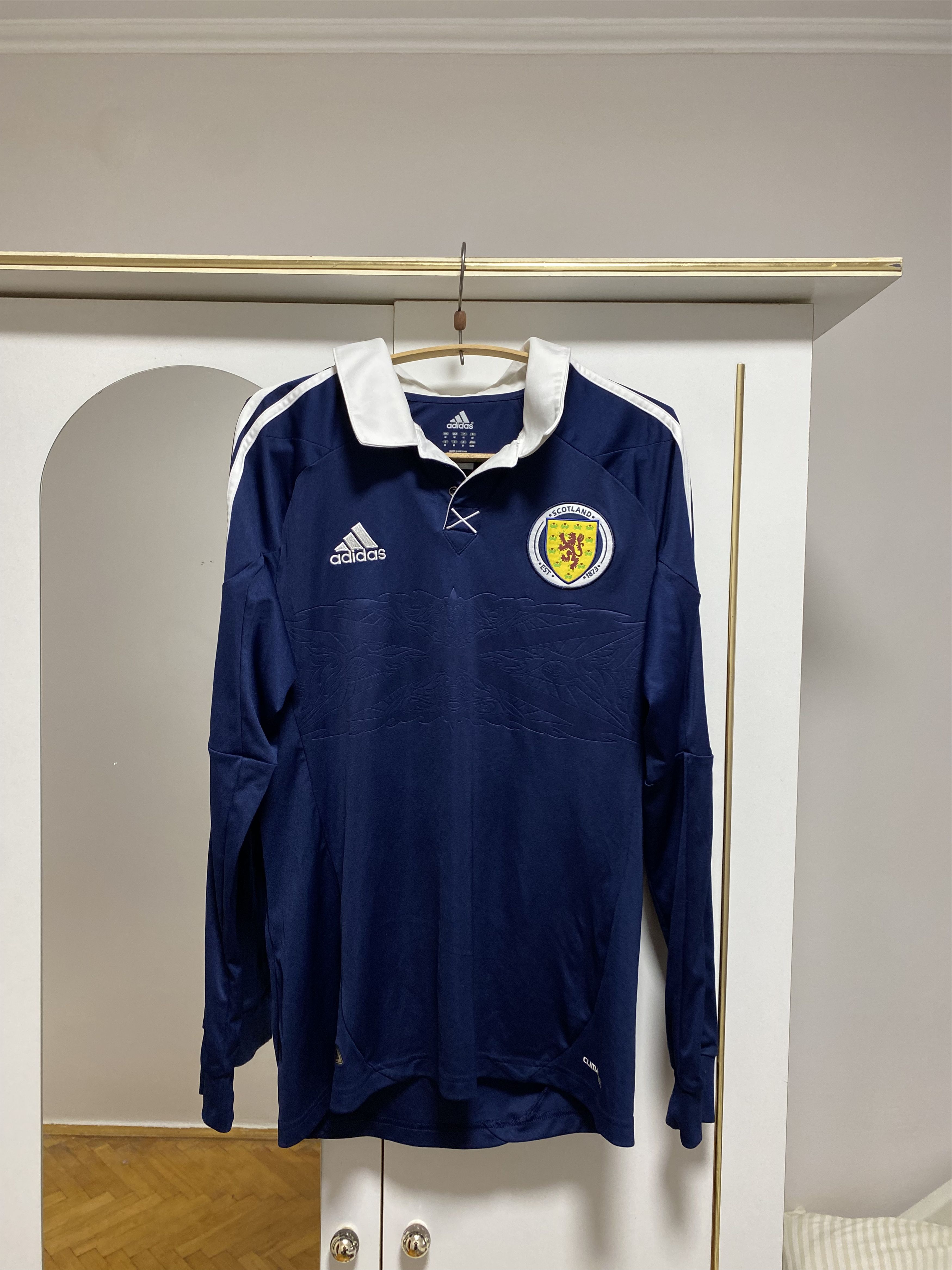 Adidas Adidas Scotland 2011 Home Football Shirt Jersey Long Sleeve Size US L / EU 52-54 / 3 - 1 Thumbnail