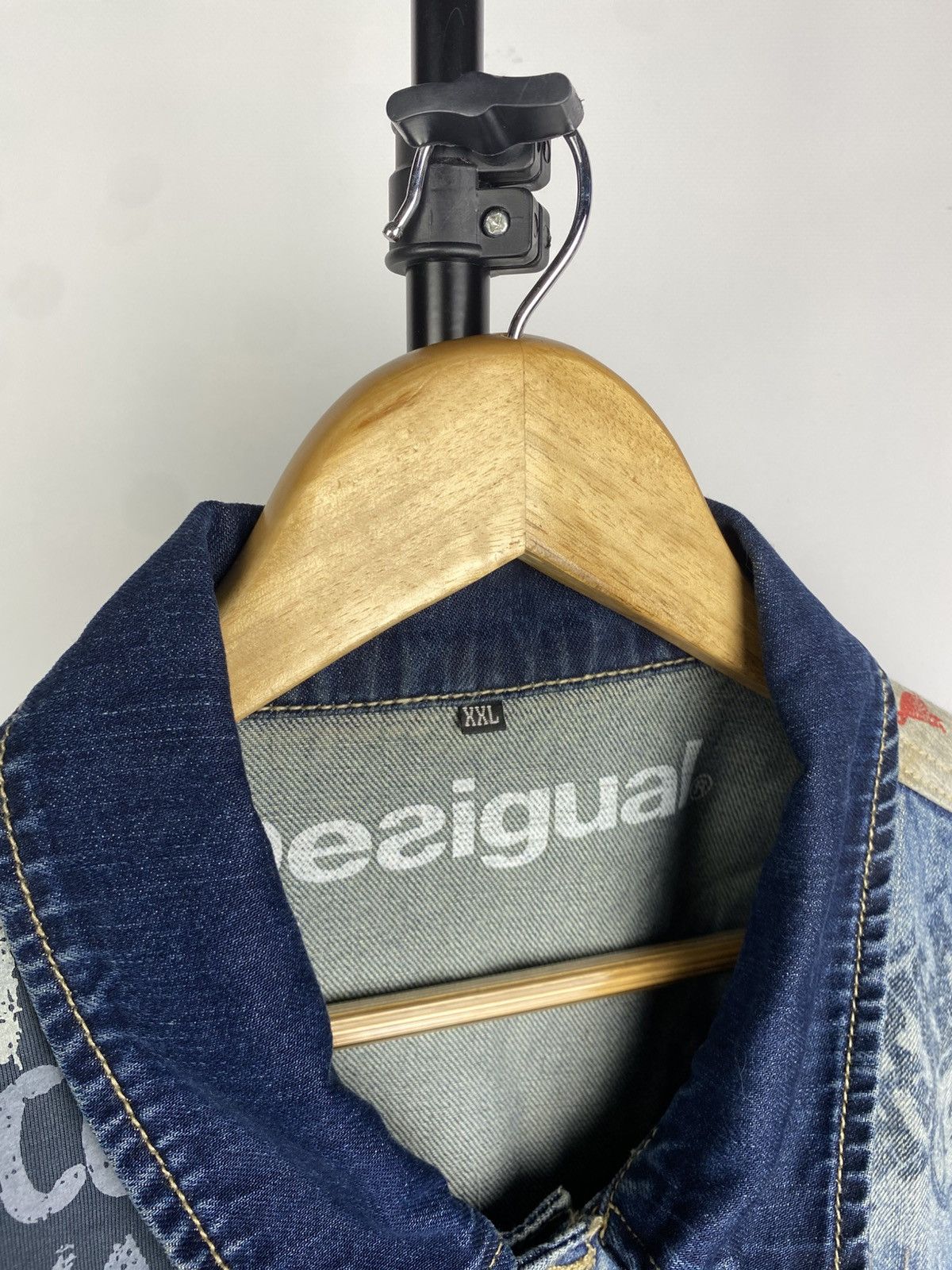 Desigual × Japanese Brand Vintage 90s Desigual patchwork denim faded jacket Size XXL / US 16-18 / IT 52-54 - 3 Thumbnail
