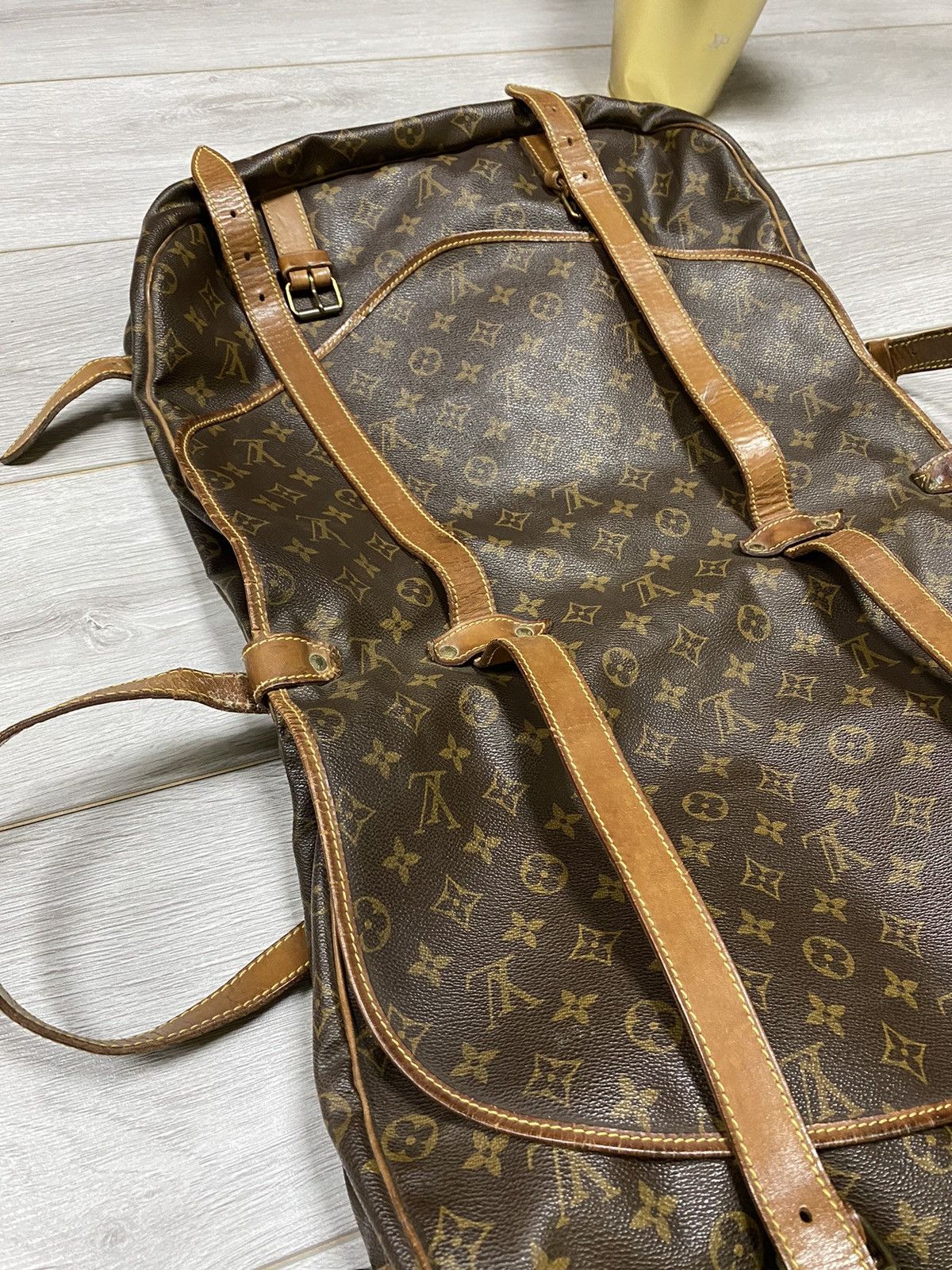 Louis Vuitton Louis Vuitton saumur crossbody bag LV monogram Size ONE SIZE - 18 Thumbnail