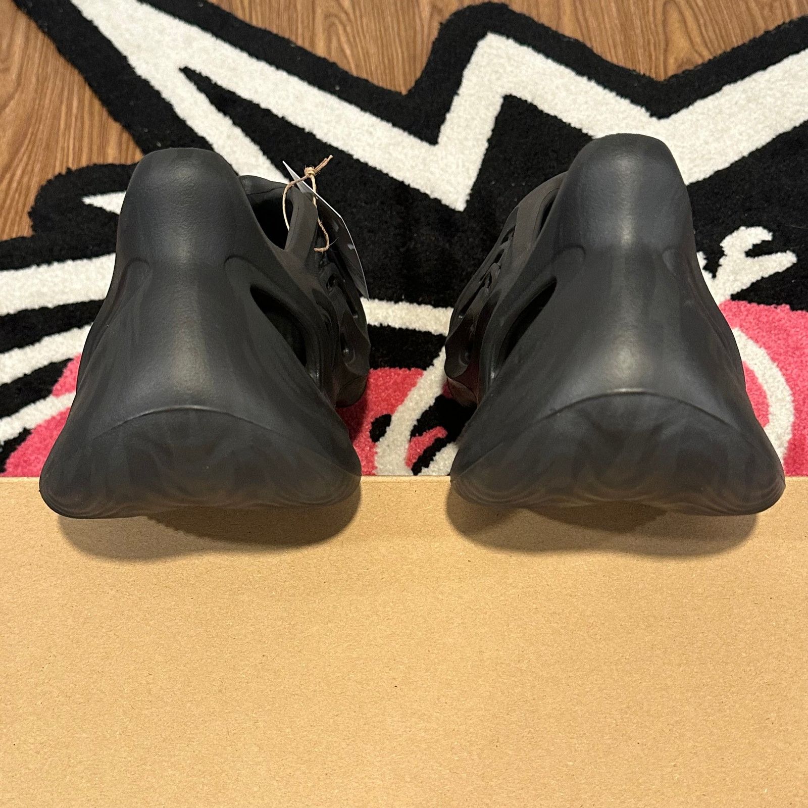 Adidas Adidas Yeezy Foam RNR Onyx - Size 12 - Brand New Size US 12 / EU 45 - 6 Thumbnail
