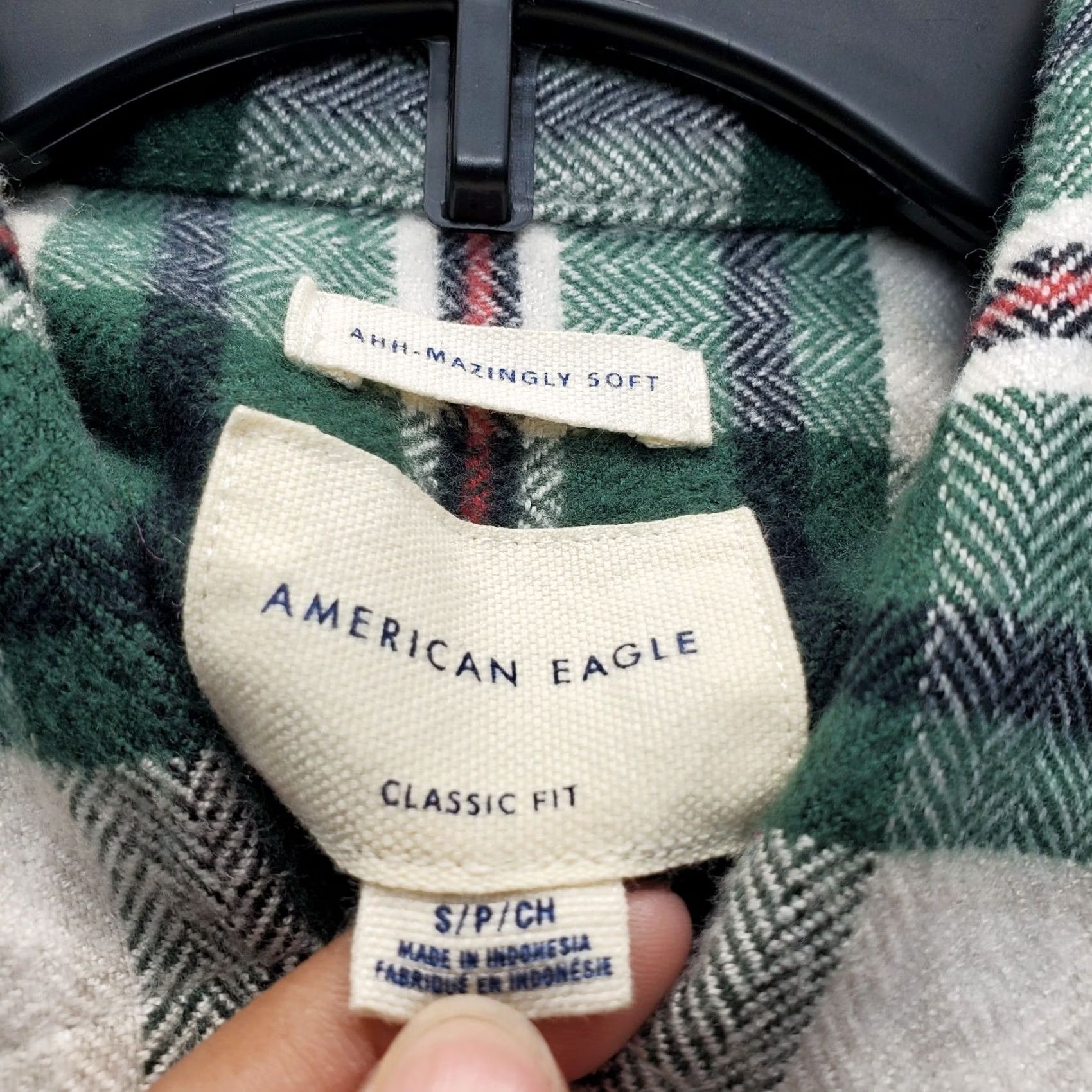 American Eagle Outfitters American Eagle Shirt Womens Size S Multicolor Plaid Button-Up Flannel Classic Fit Size S / US 4 / IT 40 - 7 Thumbnail