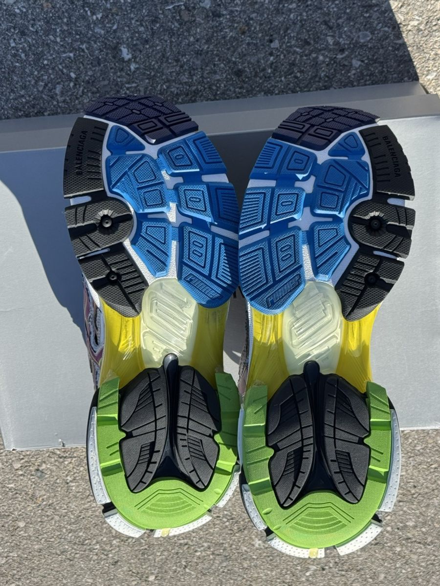 Balenciaga Balenciaga runner Size US 11 / EU 44 - 6 Thumbnail