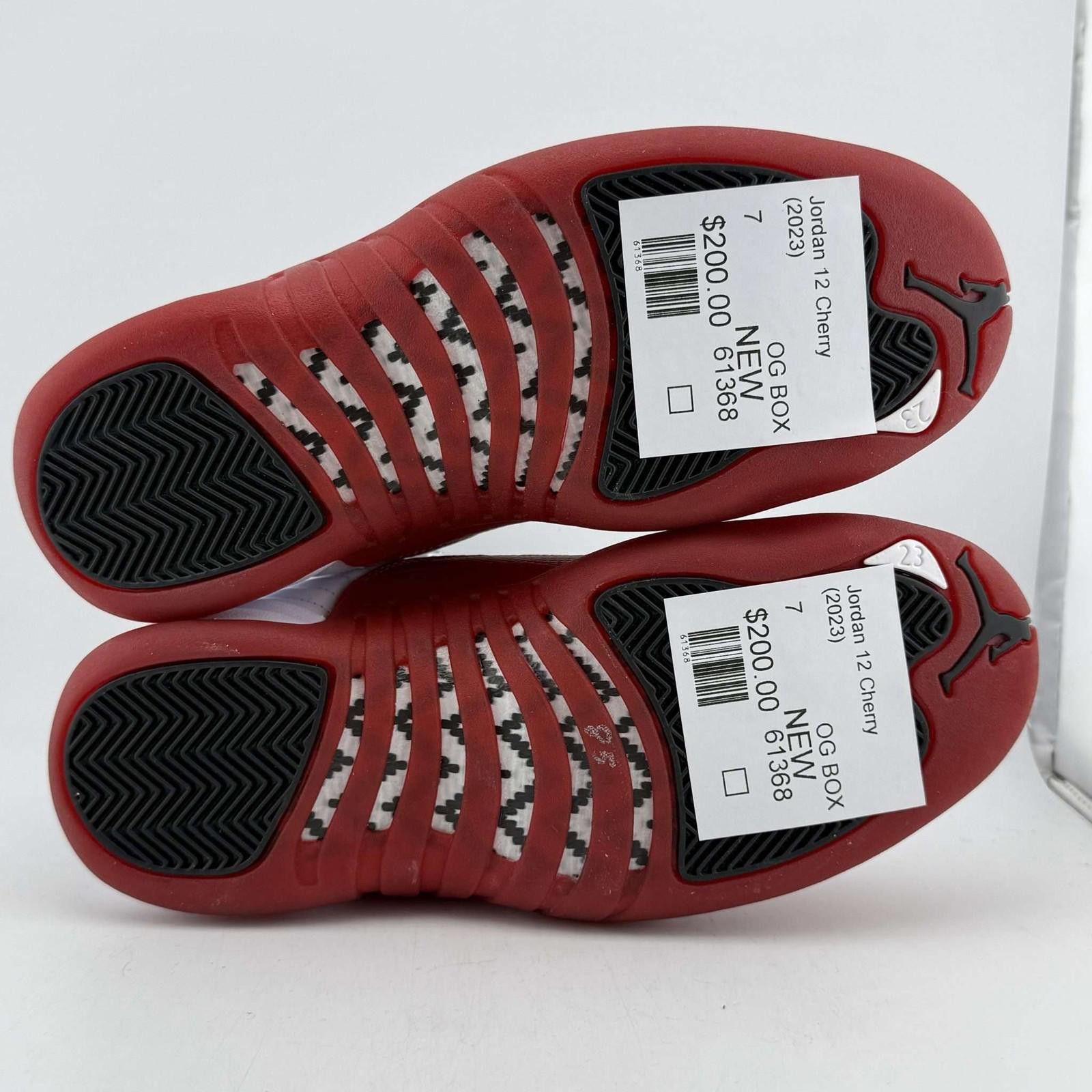 Jordan Brand Jordan 12 Cherry (2023) OG Box New US 7 Size US 7 / EU 40 - 6 Thumbnail
