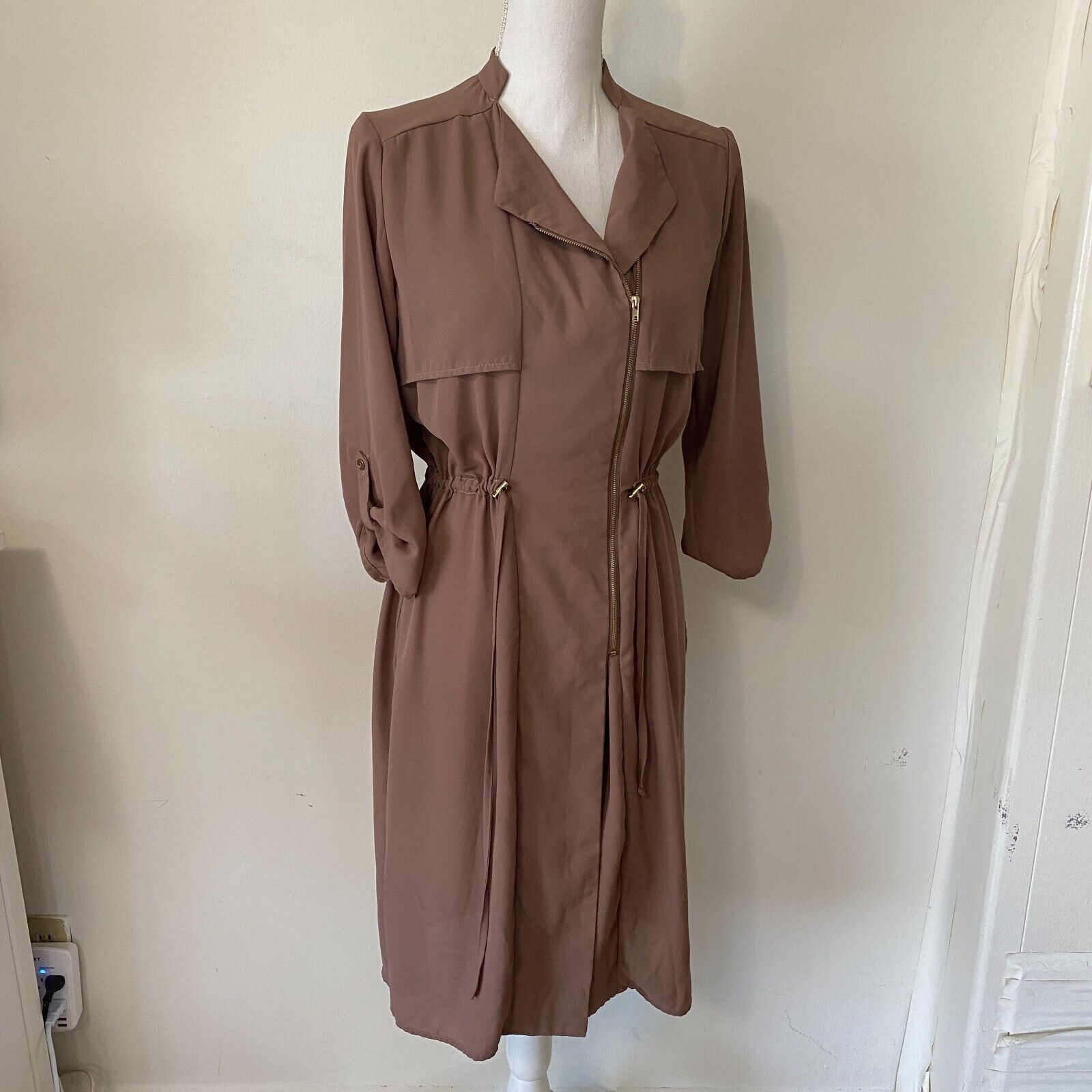 Other Spoon Utility Cinch Waist Tab Sleeve Shirtdress Front Zip S Size S / US 4 / IT 40 - 8 Thumbnail