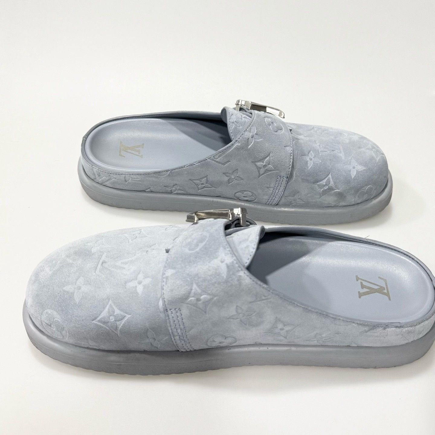 Louis Vuitton Louis Vuitton Blue Suede Monogram Mules Size US 8 / EU 41 - 3 Thumbnail