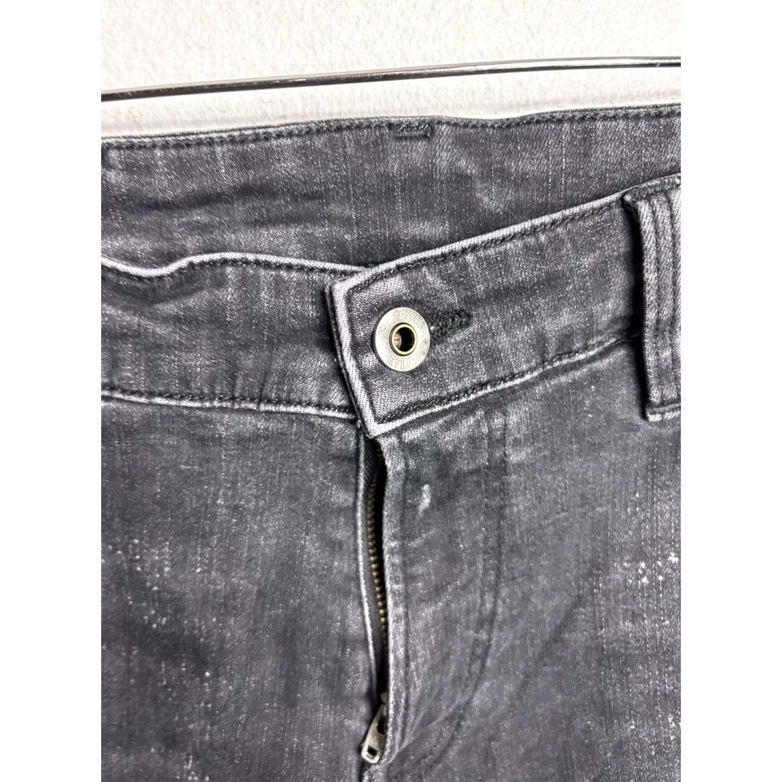Vintage G-Star RAW Jeans Slim Tapered Mens 30x30 Denim Charcoal Gray Distressed Moto Style 5-Pocket Zip Fly Women? Size US 30 / EU 46 - 3 Thumbnail