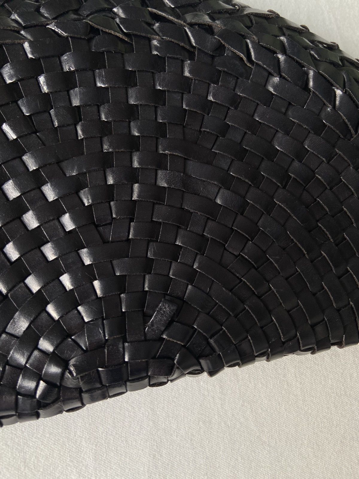 Other Denise Razzouk Woven Half Moon Clutch Size ONE SIZE - 10 Thumbnail