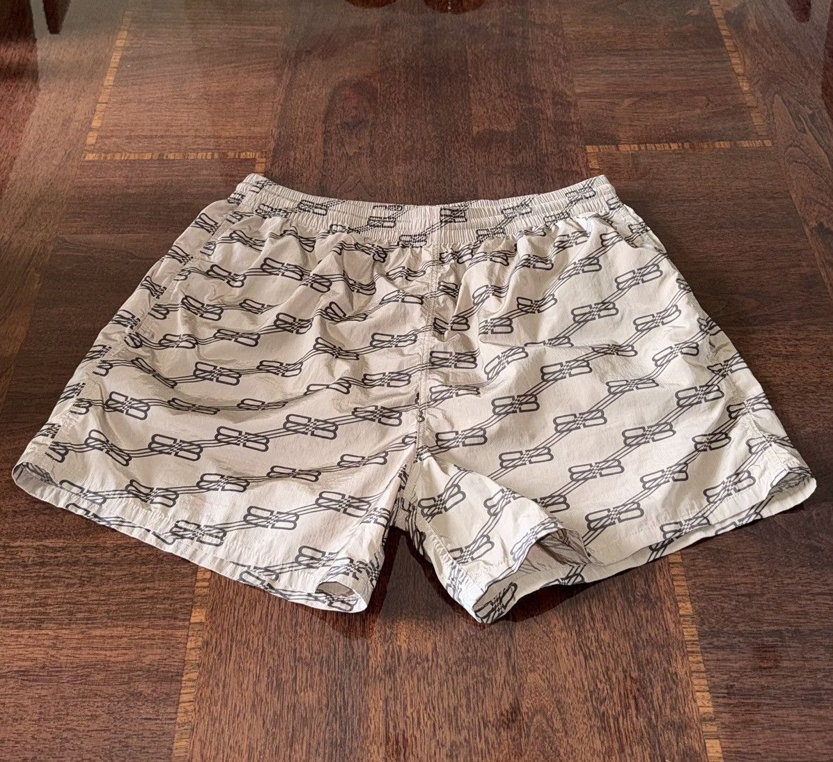 Balenciaga Balenciaga Swim Trunks Size US 32 / EU 48 - 1 Thumbnail