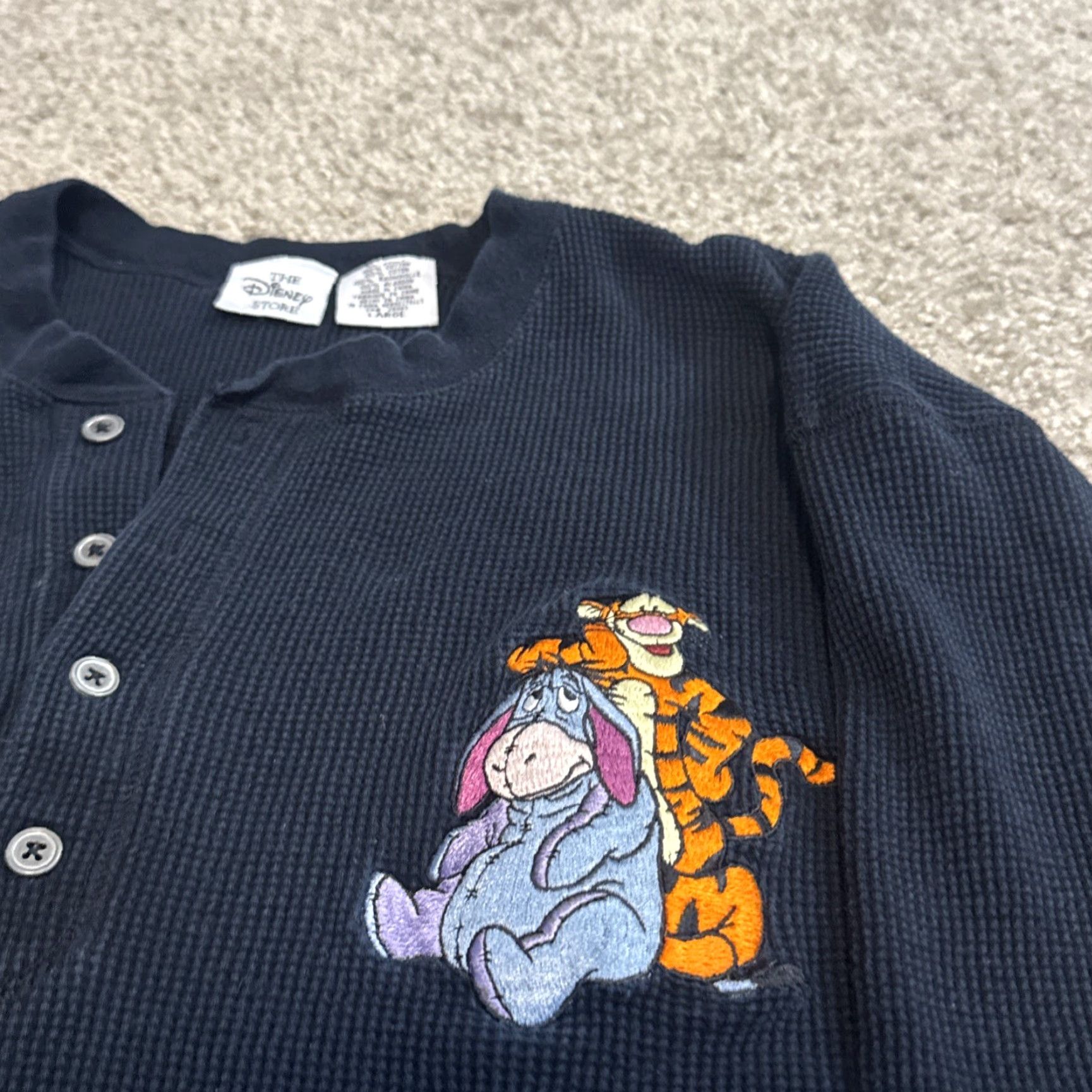Disney VINTAGE Disney Eeyore Tigger Black Long Sleeve Thermal T-Shirt Large Unisex Adults 90s Size US L / EU 52-54 / 3 - 3 Thumbnail