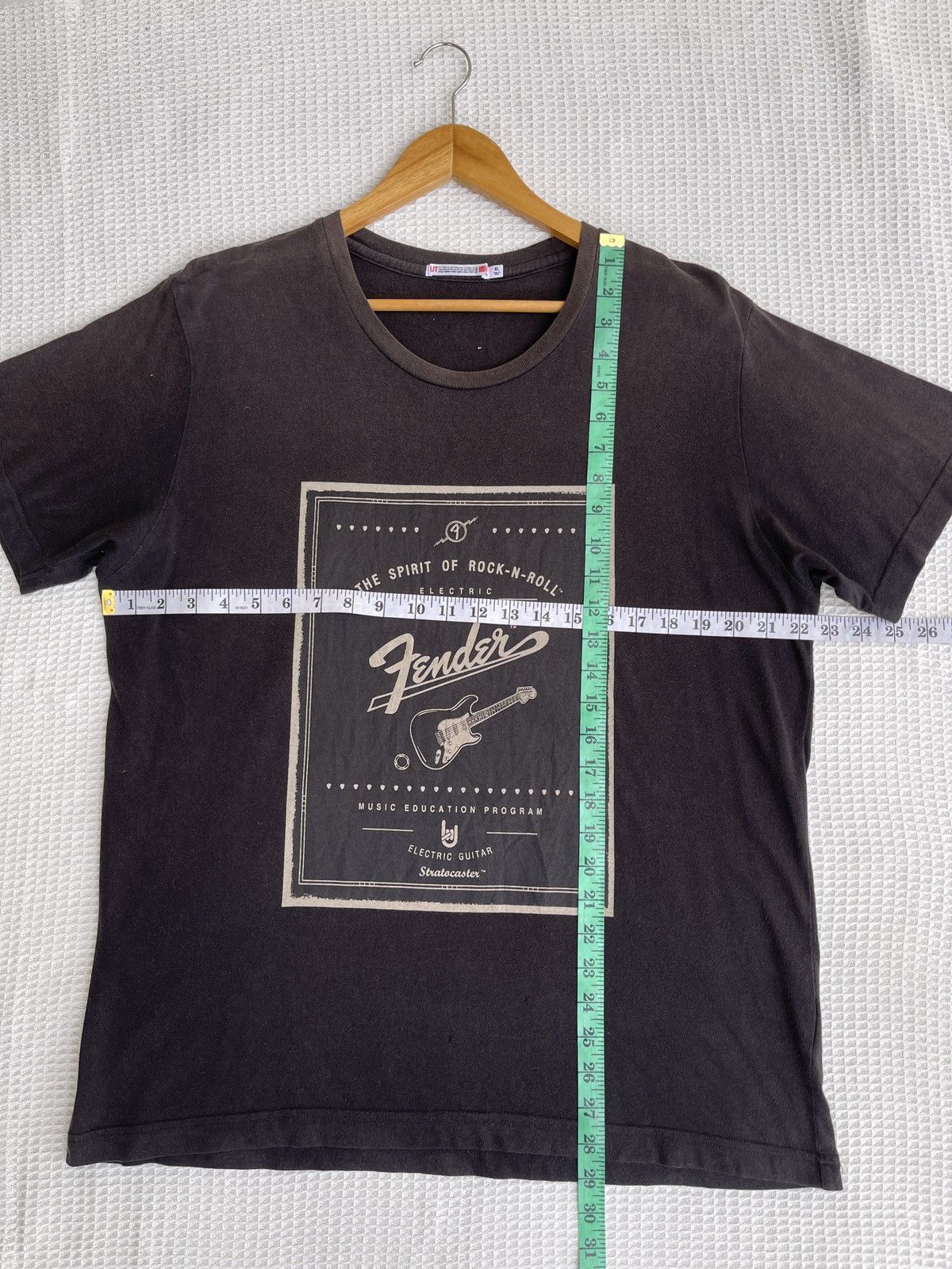 Last Drop🔥Sun Faded FENDER The Spirit Rock N Roll Guitar Tee