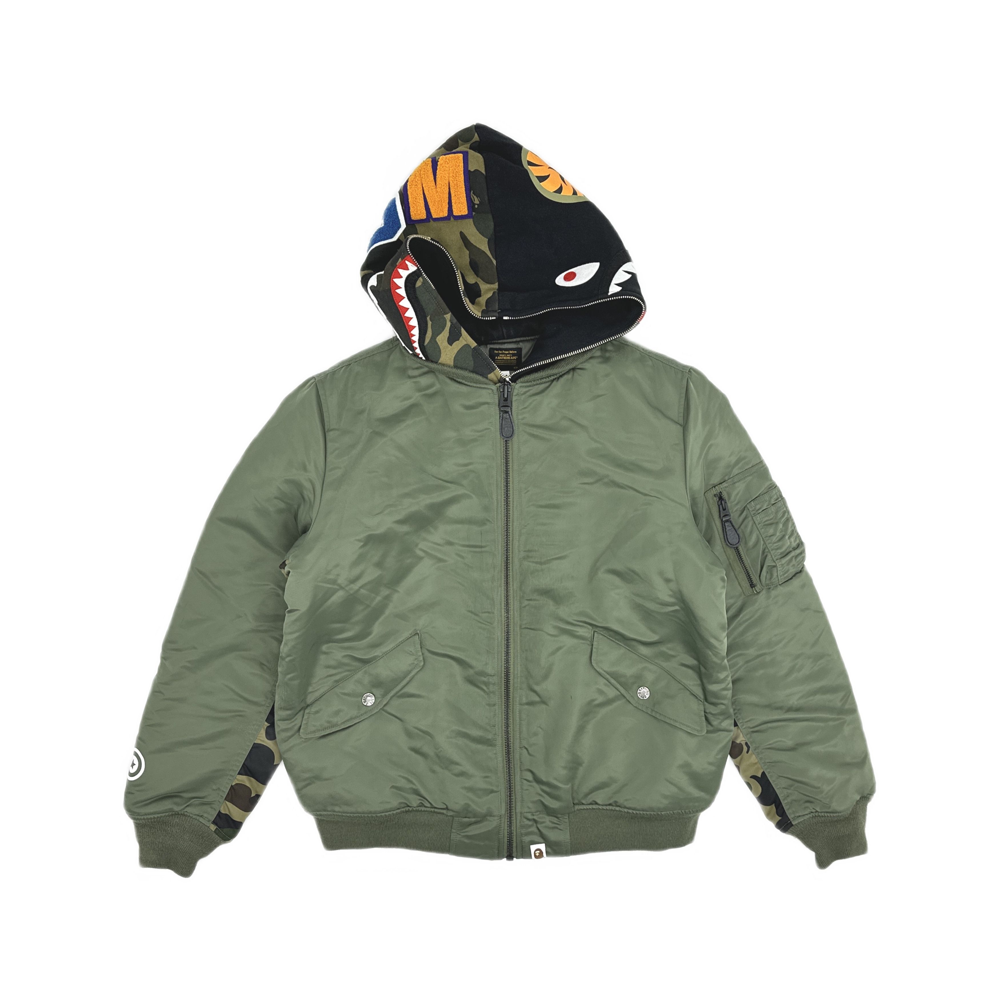 Bape A BATHING APE Shark Camo Bomber Jacket Size M Size US M / EU 48-50 / 2 - 1 Thumbnail