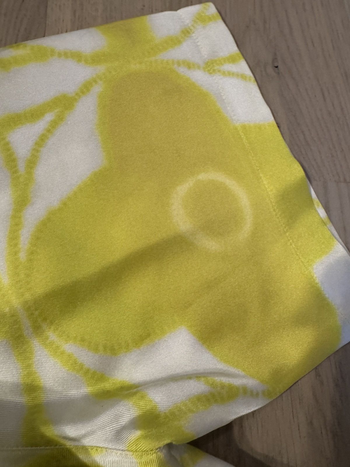 Louis Vuitton LOUIS VUITTON LV SHIBORI shirt see photos for tape measureme Size US M / EU 48-50 / 2 - 11 Thumbnail