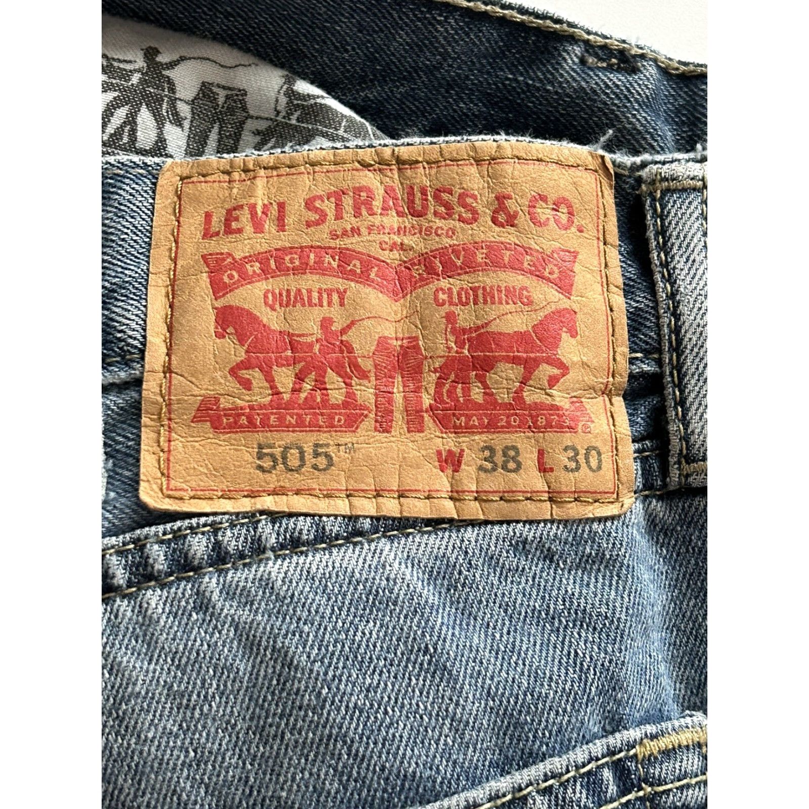Levi's Levi's 505 Jeans Mens Regular Fit Straight Leg Blue 38 X 30 Denim Cotton Pocket Logo 5-Pocket Vintage No N/A Size US 38 / EU 54 - 5 Thumbnail