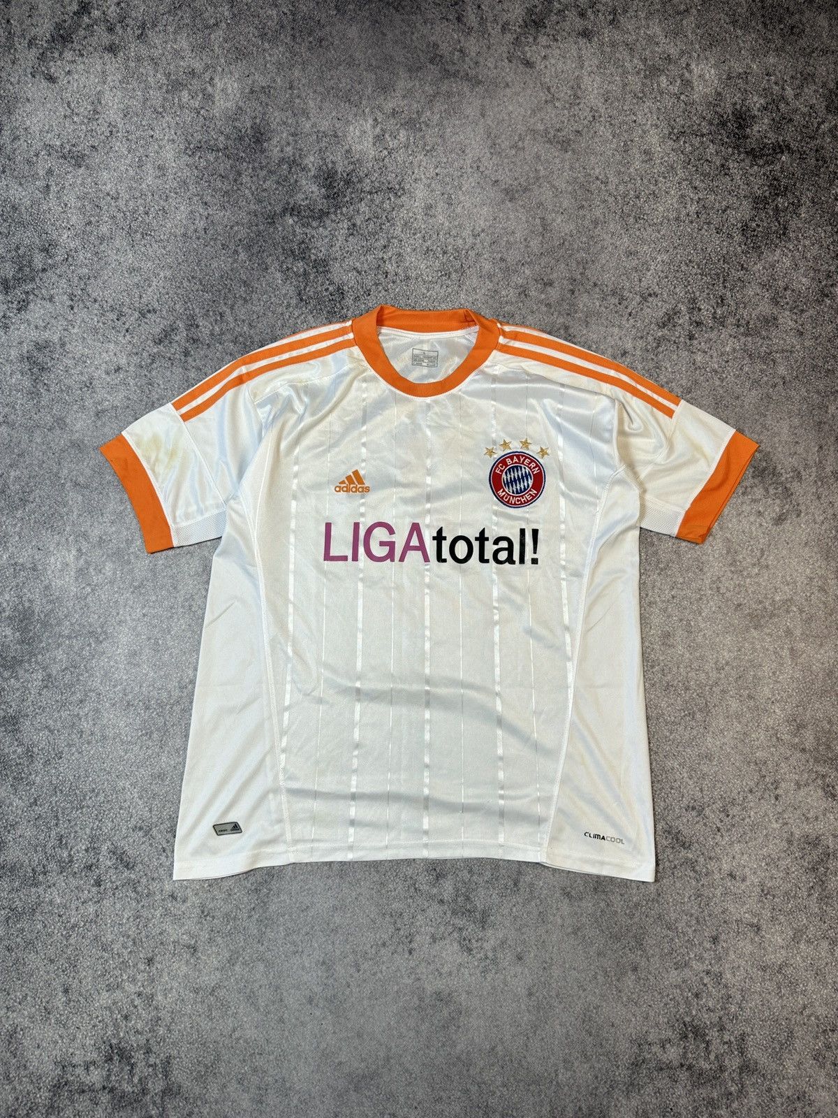 Other Adidas Bayern Munich 7 Ribery Soccer Jersey Blokecore L USA Size US L / EU 52-54 / 3 - 3 Thumbnail