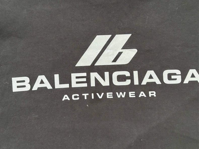 Balenciaga Balenciaga Reflective logo short sleeve T-shirt Size US XL / EU 56 / 4 - 3 Thumbnail