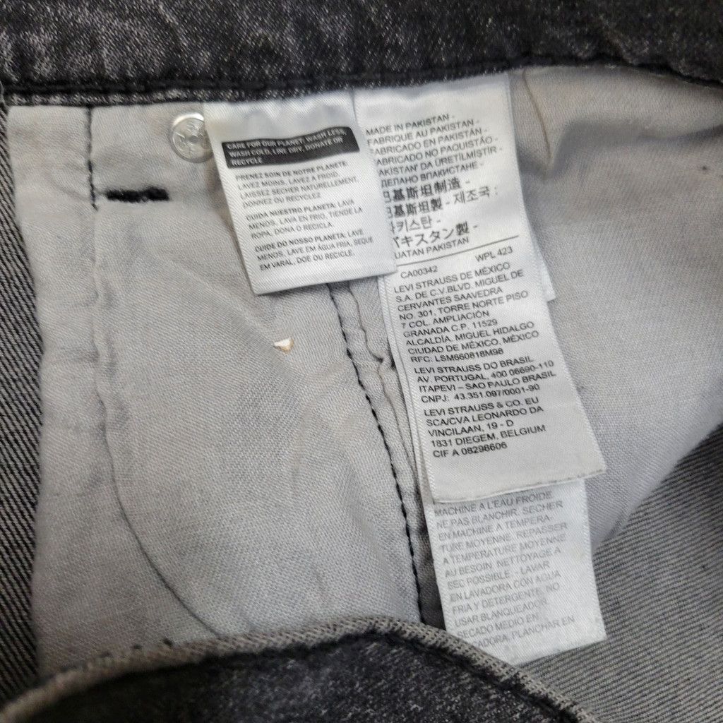 Levi's Levi's Jeans 505 Distressed Straight Leg Medium Wash 36/32 Size US 36 / EU 52 - 8 Thumbnail