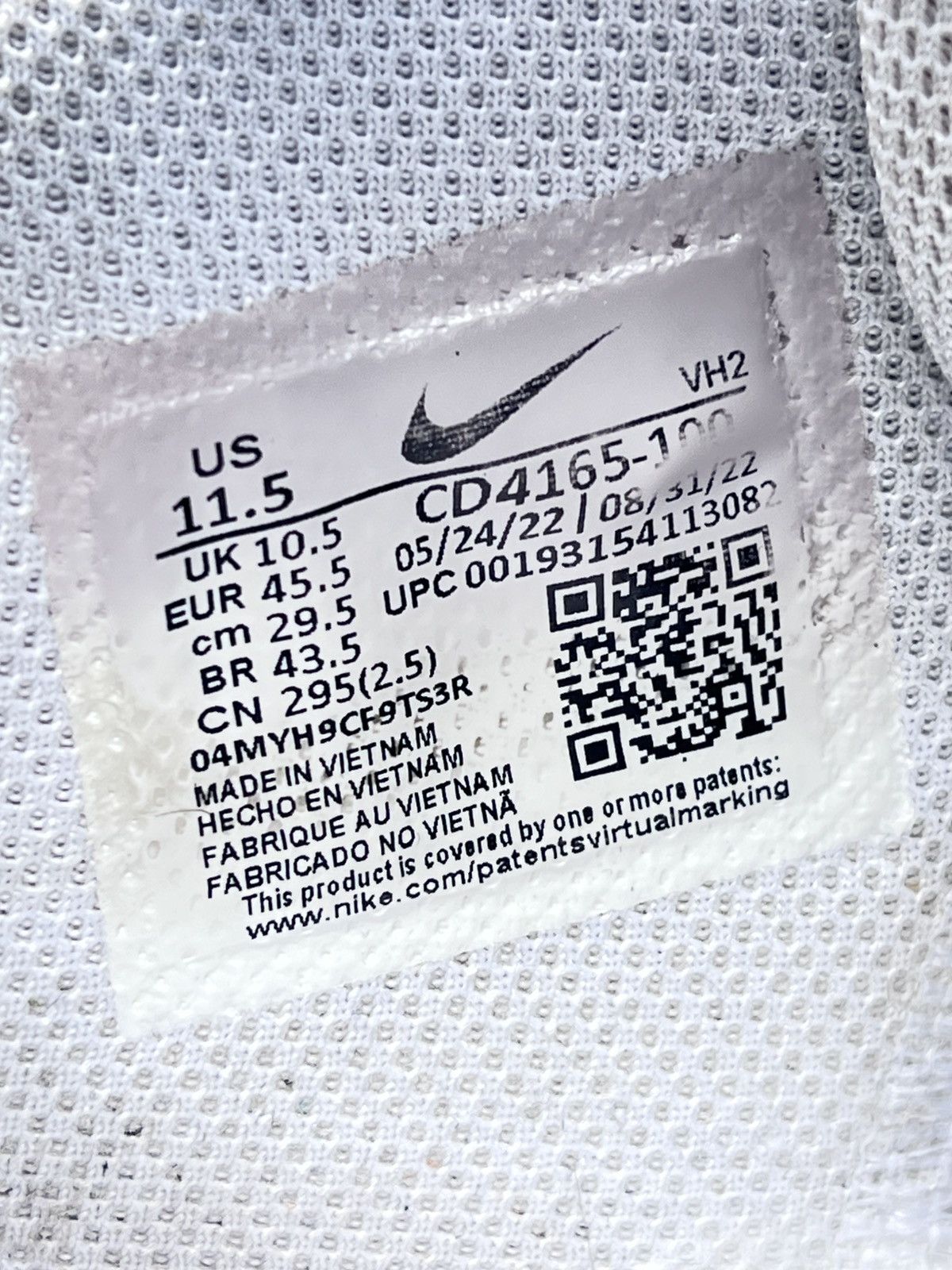 Nike Nike Air Max Excee Men US 11.5 Size US 11.5 / EU 44-45 - 5 Thumbnail