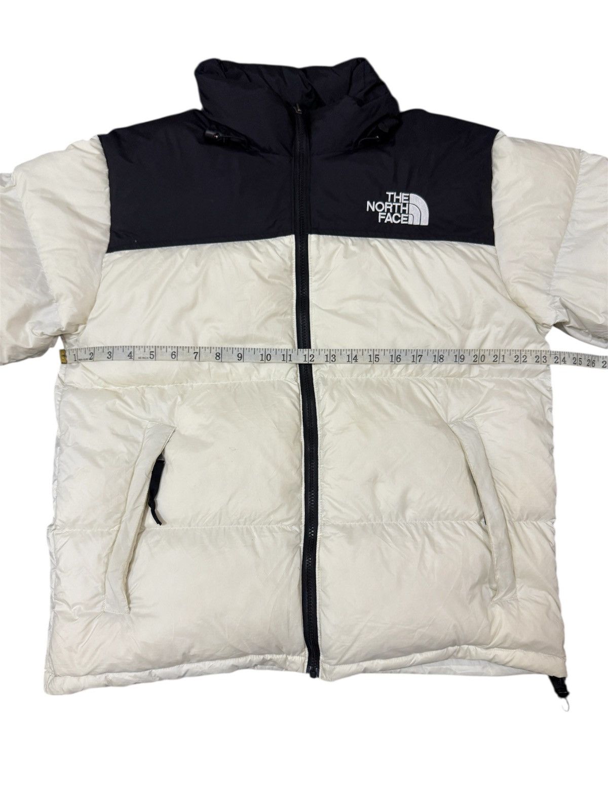The North Face The North Face 700 Retro Nuptse Jacket TNF White/TNF Black Size US L / EU 52-54 / 3 - 11 Thumbnail