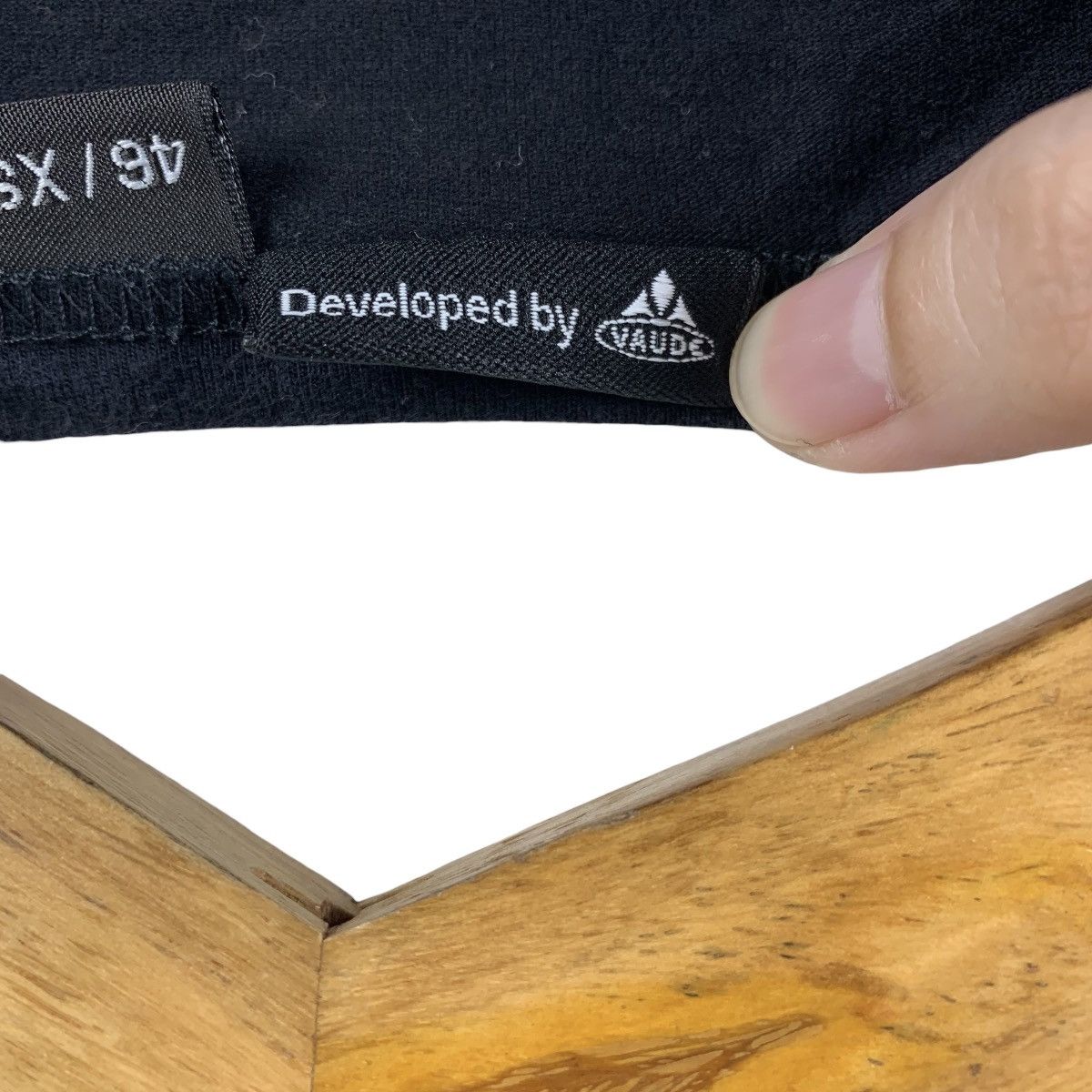 Other EDELRID Climbing brand outdoor brand company tee Size US XS / EU 42 / 0 - 11 Thumbnail