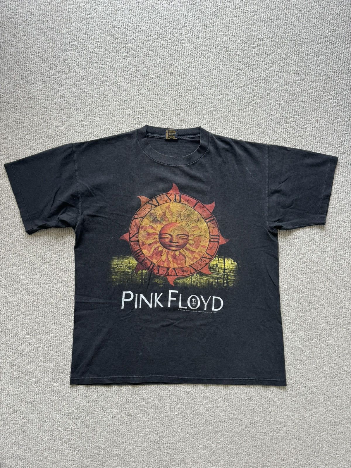 Band Tees Vintage 90s Pink Floyd Tee Size US L / EU 52-54 / 3 - 1 Thumbnail