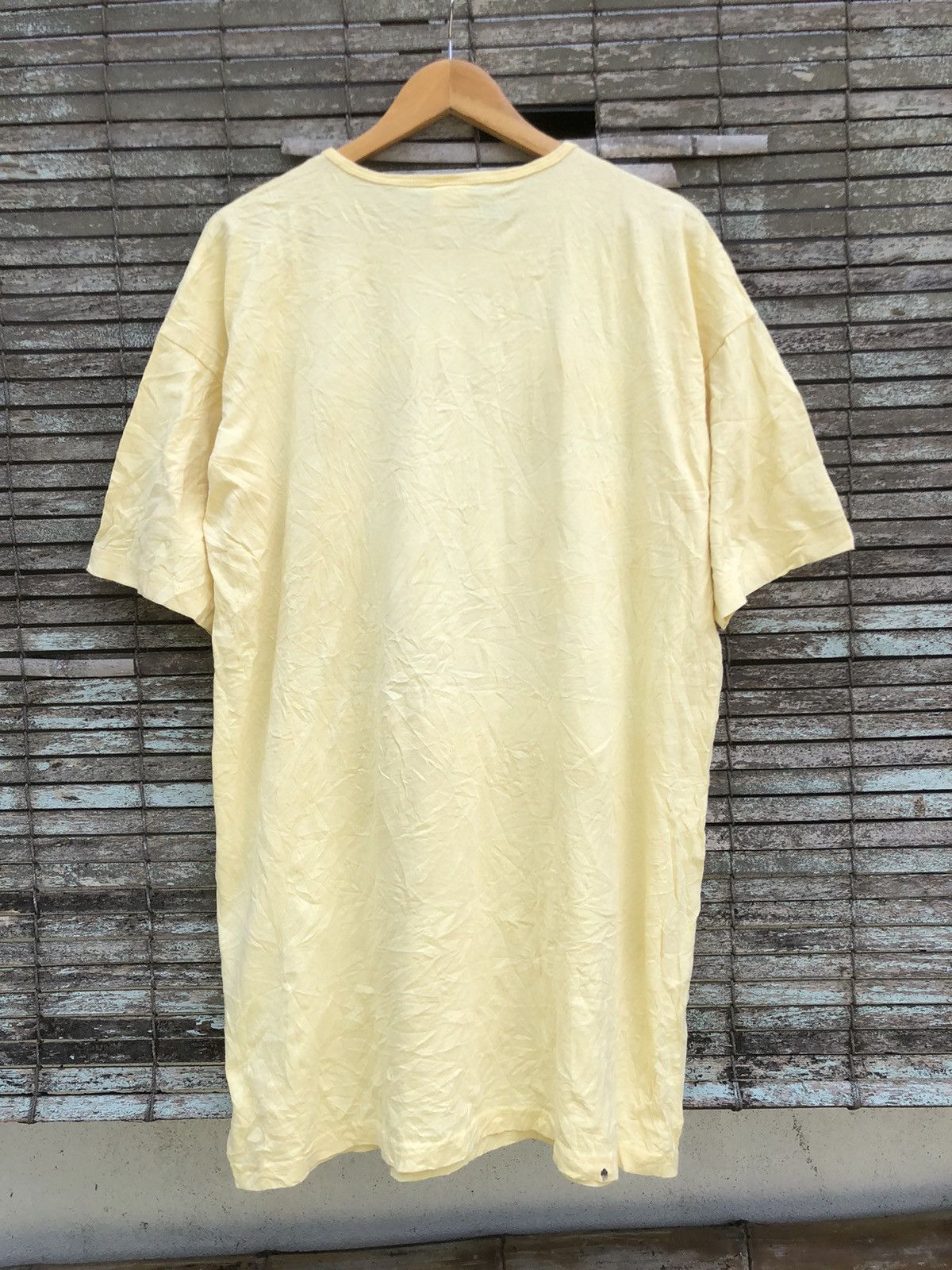 Vintage Vintage 90s Disney Snow White Grumpy Baggy Tshirt Size US XL / EU 56 / 4 - 11 Thumbnail