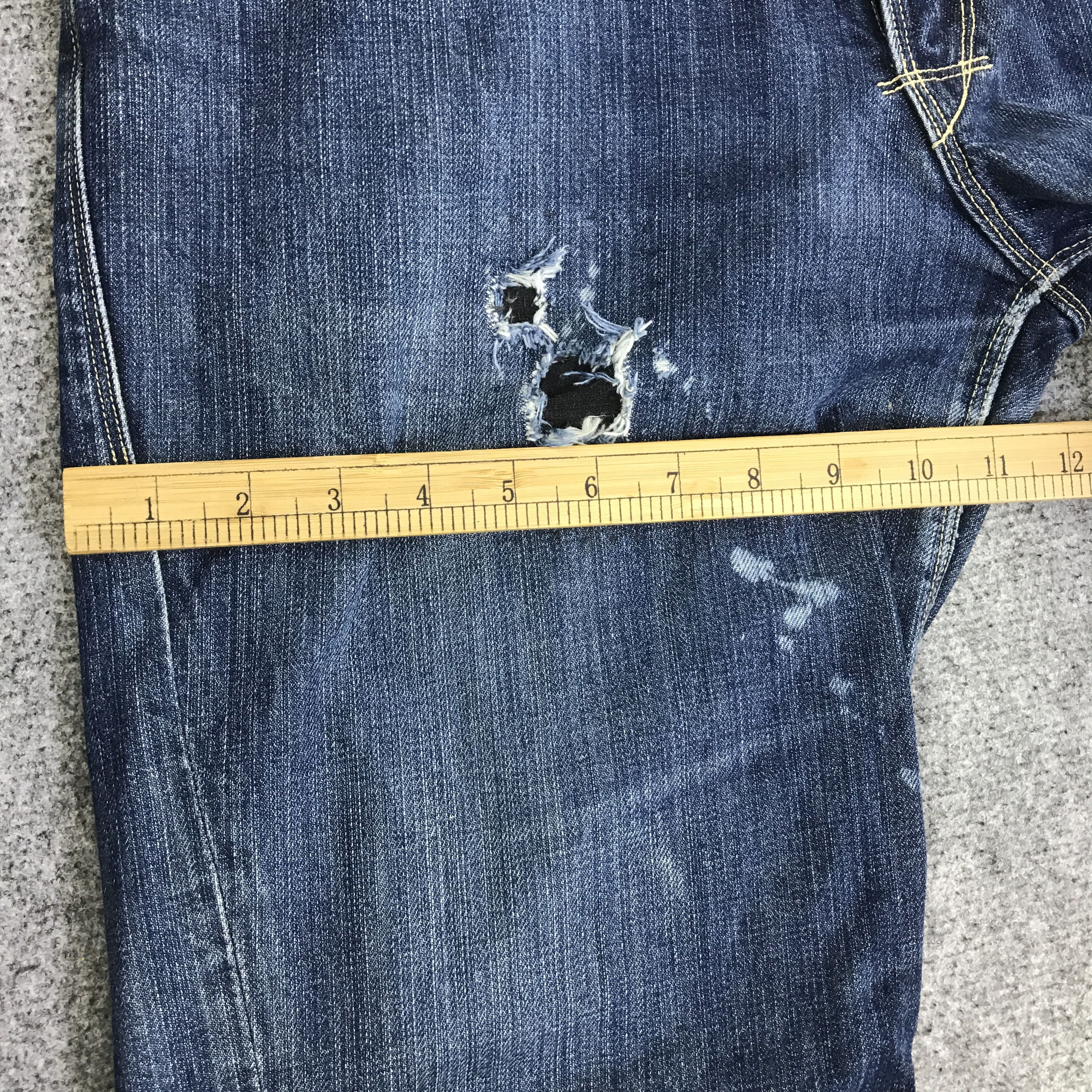 Levi's Vintage Clothing DENIM LEVIS DISTRESSED PANTS JEANS k118b9 Size US 33 - 10 Thumbnail