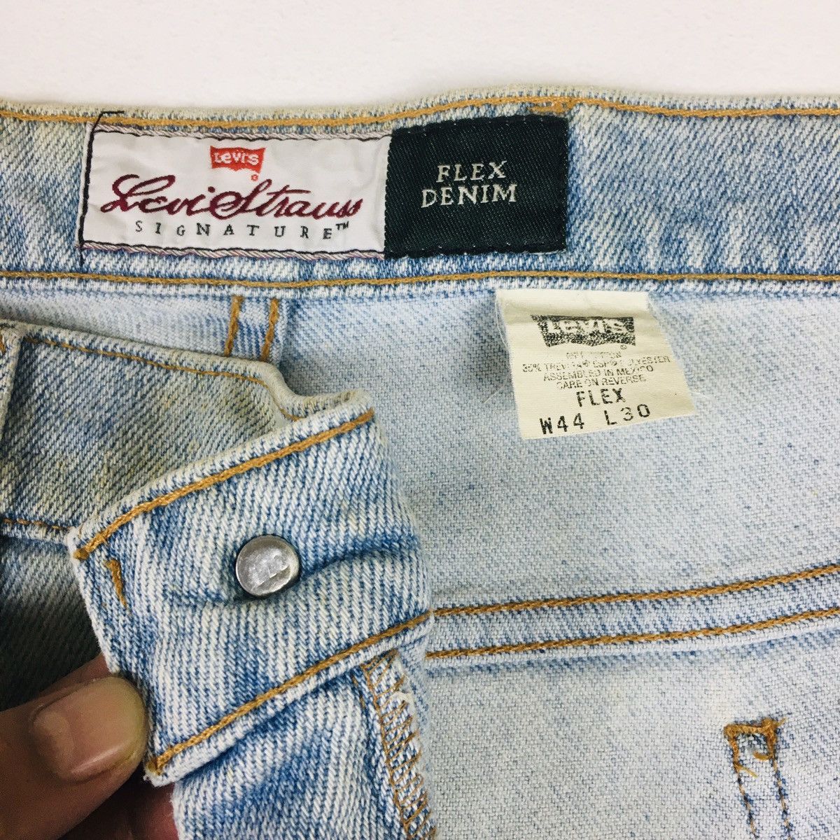 Levi's Vintage Clothing Vintage 90s Levi’s 540 Brown Tab Stretchable Flex Denim Size US 44 / EU 60 - 8 Thumbnail