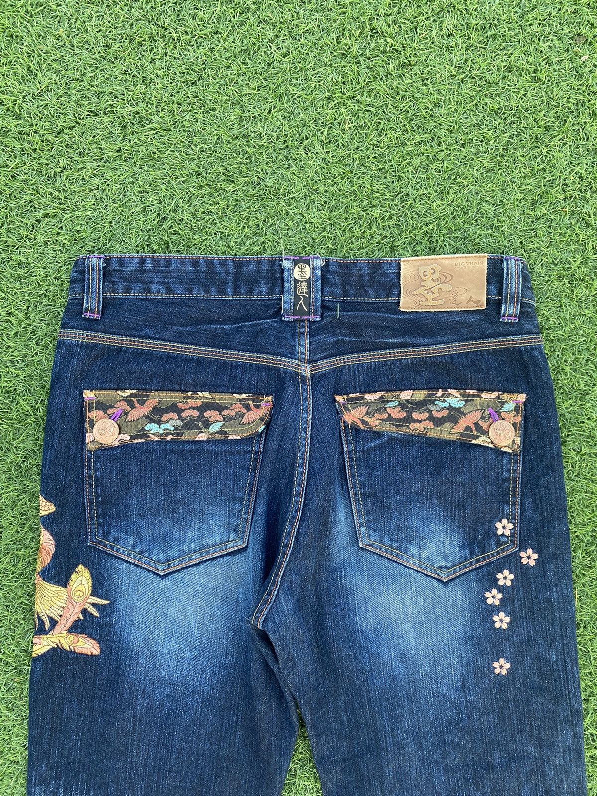 Japanese Brand VINTAGE BIG TRAIN EMBROIDERY PHOENIX LOGO Size US 35 - 10 Thumbnail