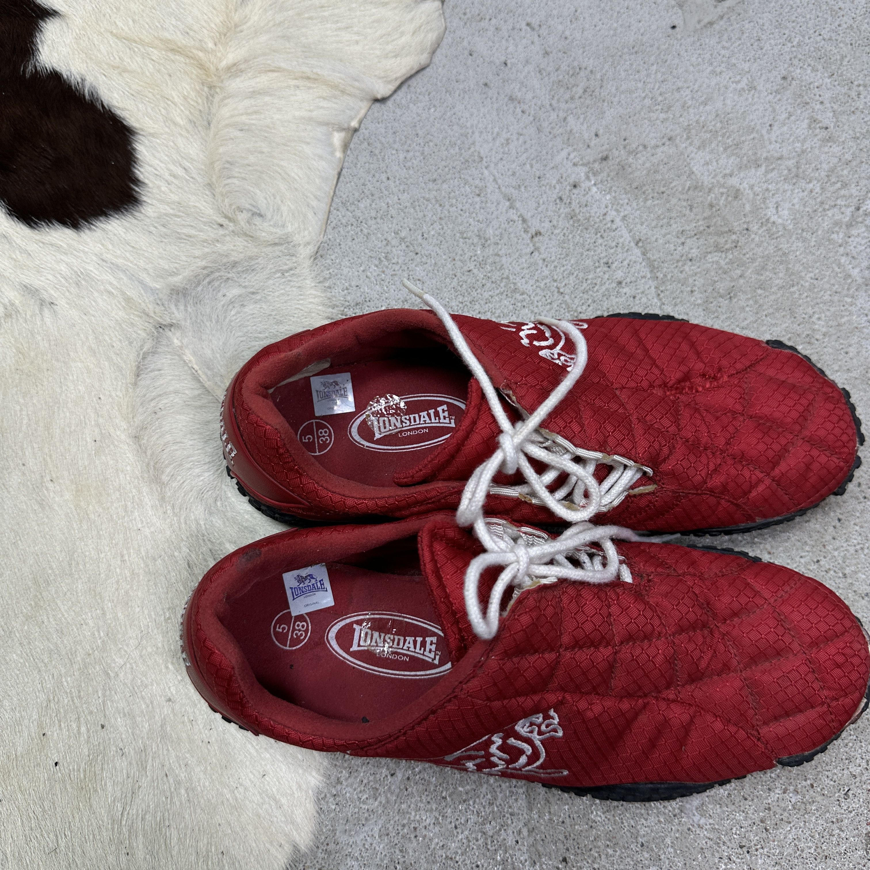 Lonsdale Vintage Lonsdale Asymmetrical Sporty Sneakers Y2K Size US 5.5 / EU 38 - 10 Thumbnail
