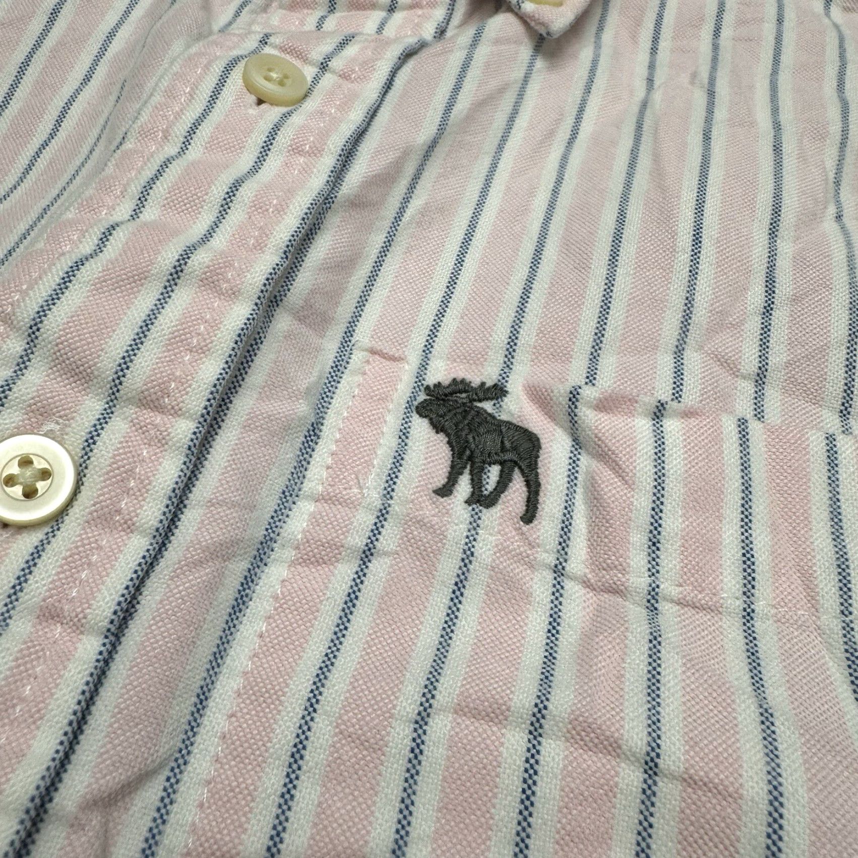 Abercrombie & Fitch Abercrombie & Fitch Men Small Muskle Pink Blue Striped Long Sleeve Button-Down Shirt Regular Fit Casual Size US S / EU 44-46 / 1 - 4 Thumbnail
