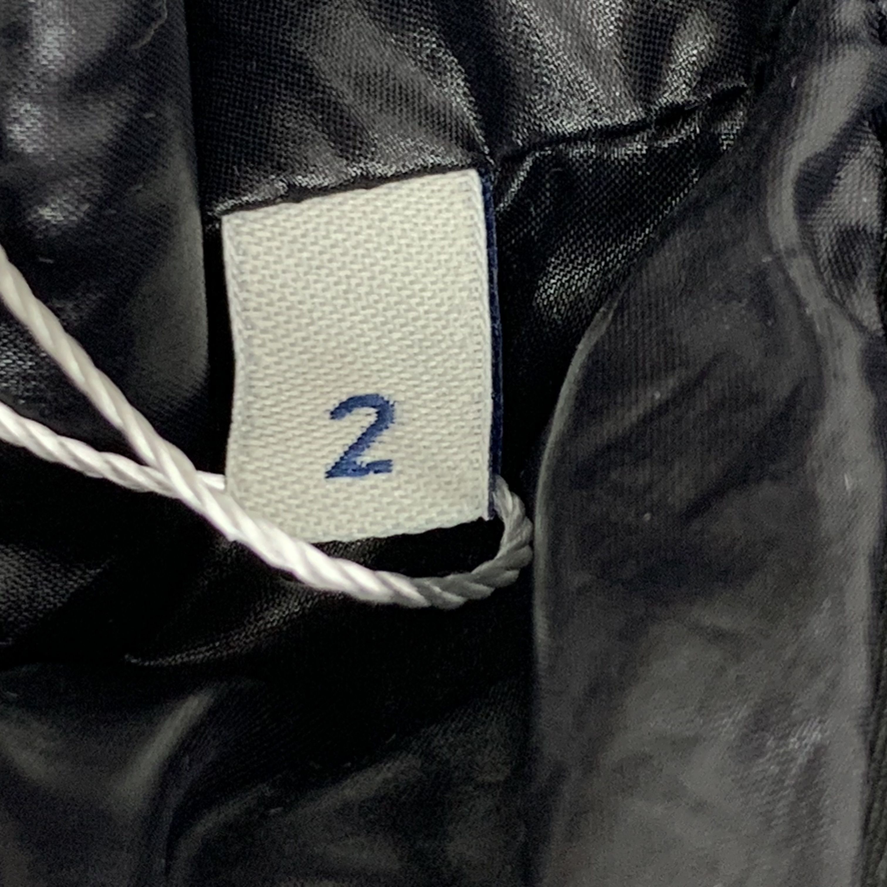 Moncler Moncler Antares Logo Print Down Jacket (M) Size US M / EU 48-50 / 2 - 2 Thumbnail