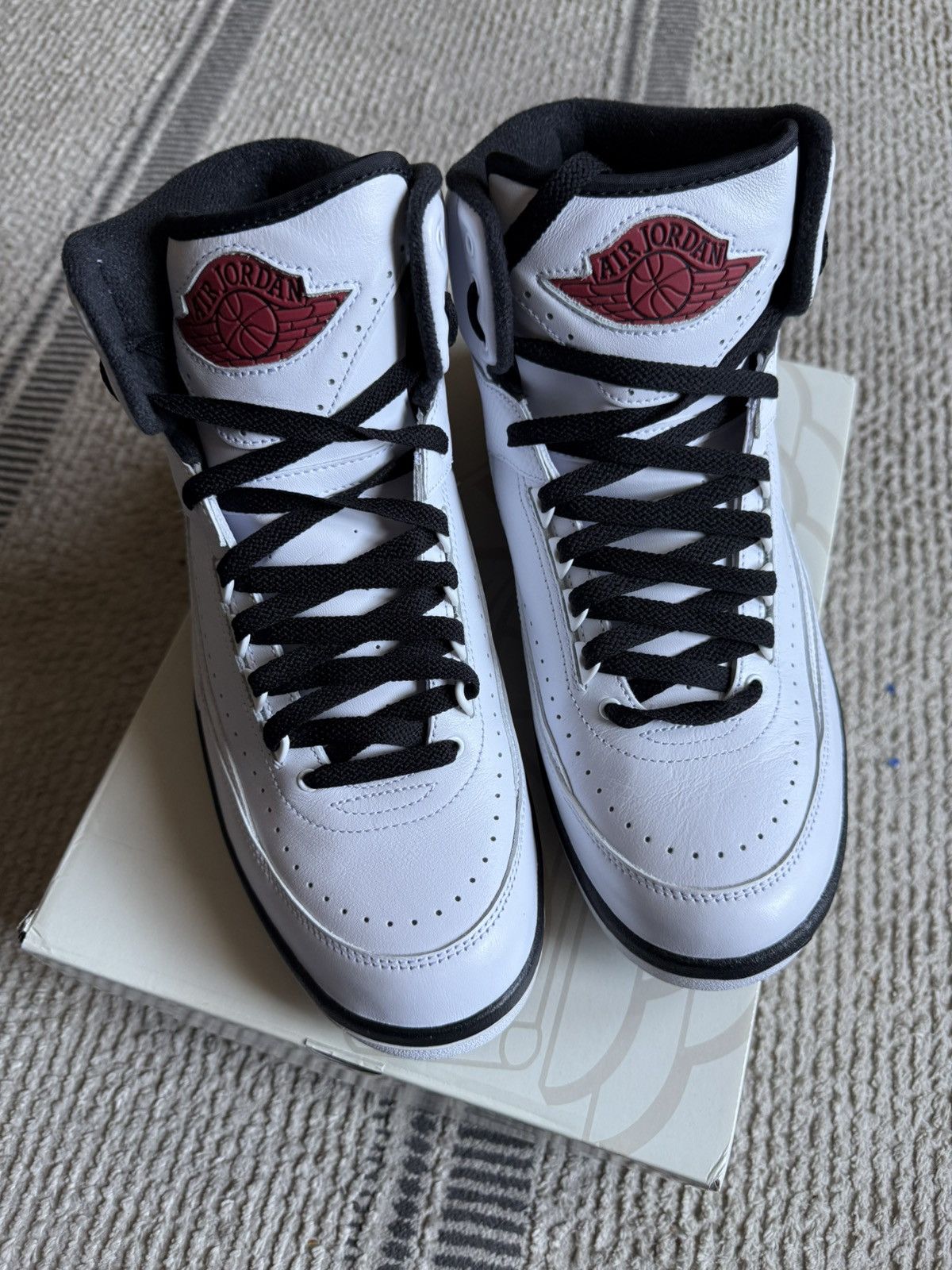Jordan Brand Air jordan 2 chicago Size US 11.5 / EU 44-45 - 1 Thumbnail