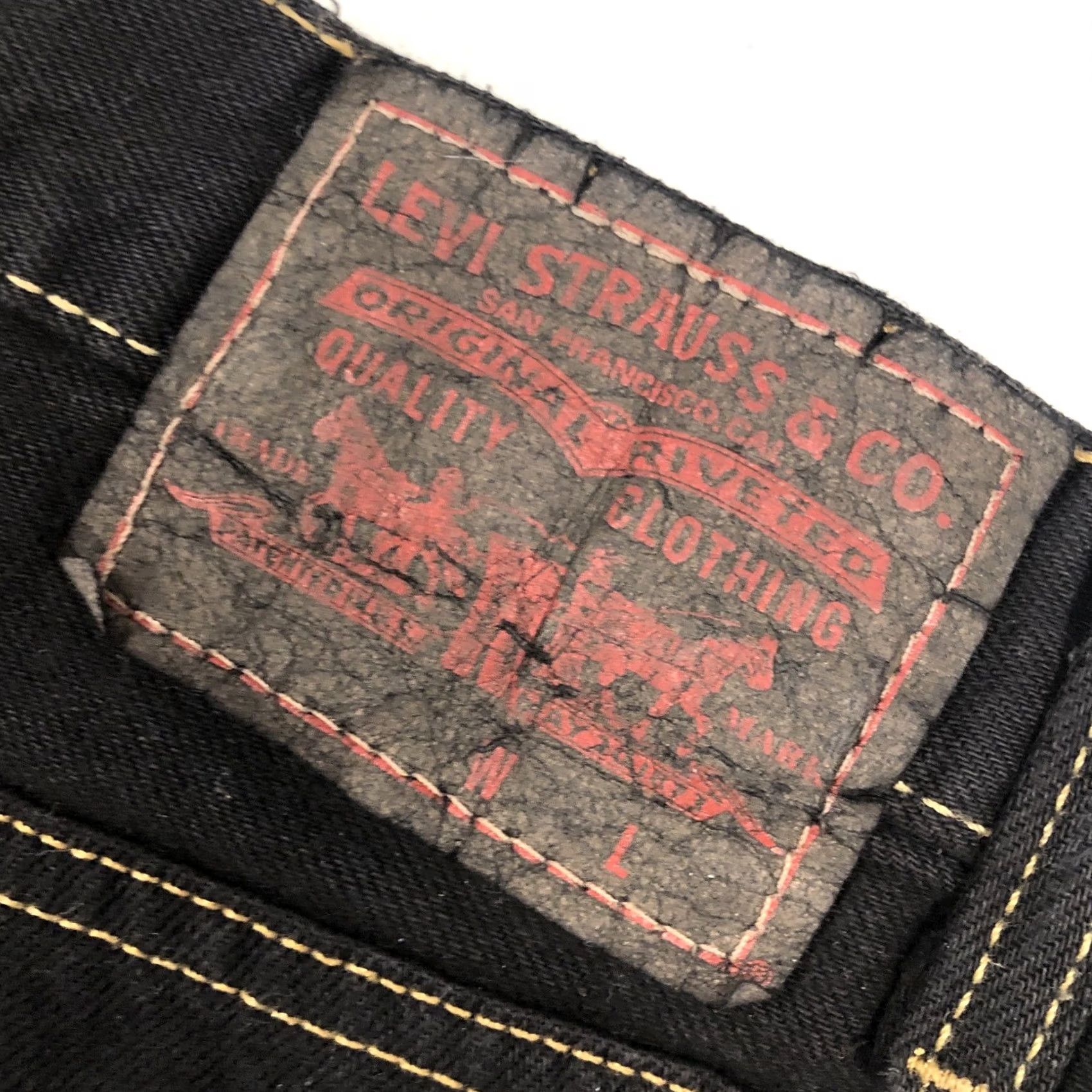 Levi's VINTAGE Levi's 550 Black Label cutoff shorts Men Size 30 Black Denim 4 in Inseam 90s USA Daisy Dukes 5-Pocket Relaxed Fit Button Zip Jeans Size US 30 / EU 46 - 2 Thumbnail