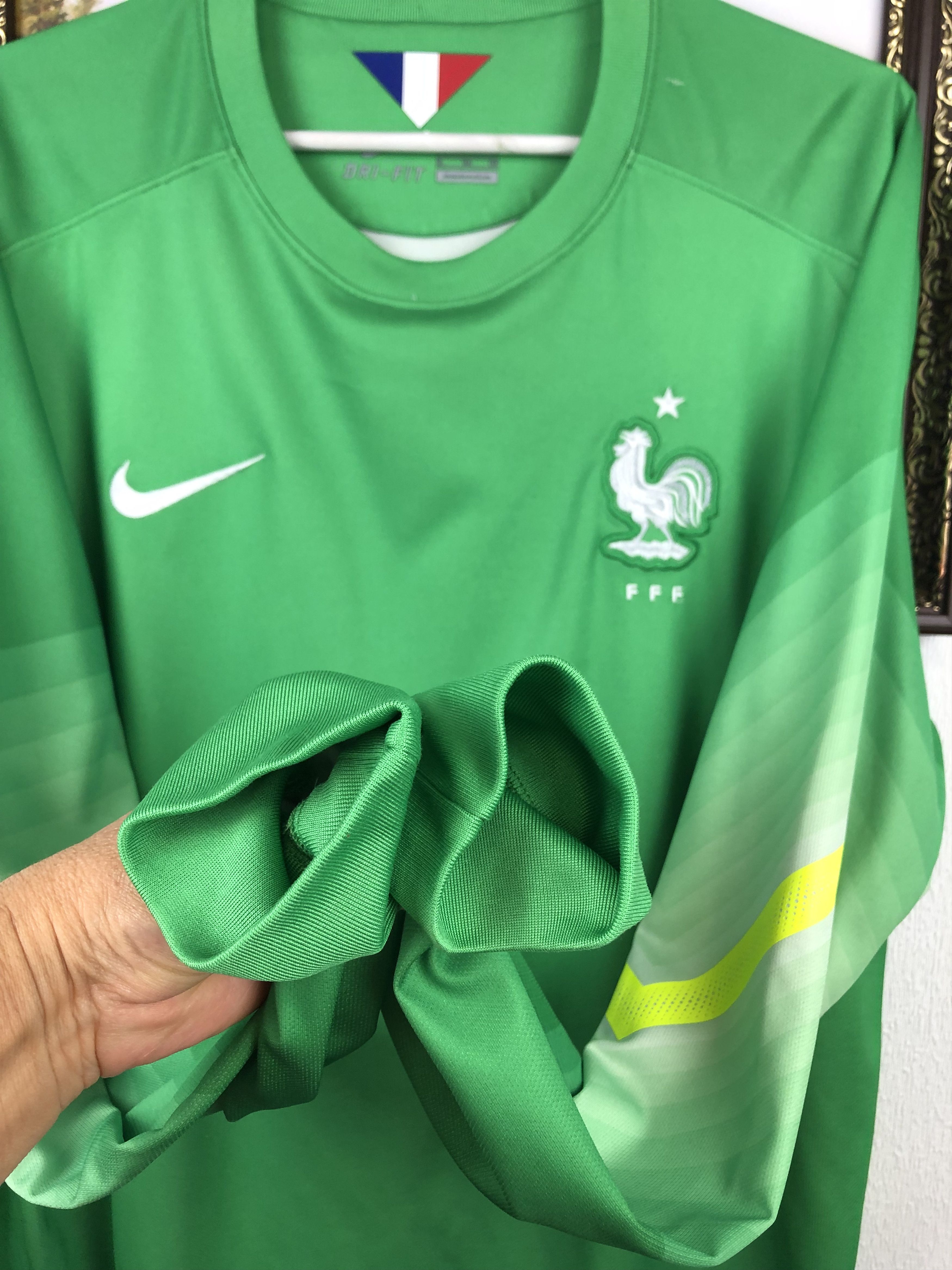 Nike 2014 France Shirt Nike Goalkeeper Jersey Lloris Soccer Size US XL / EU 56 / 4 - 14 Thumbnail