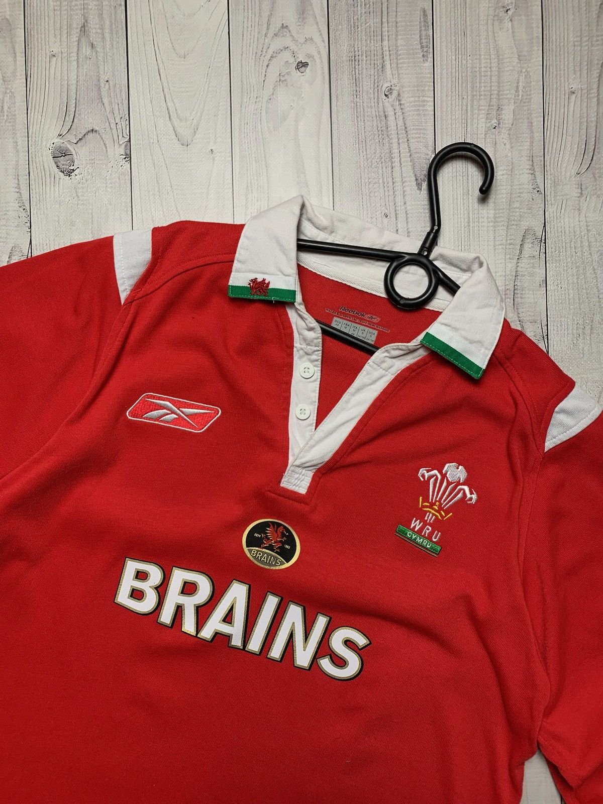 Reebok × Vintage Vintage Reebok Wales rugby jersey size M red Size US M / EU 48-50 / 2 - 2 Thumbnail
