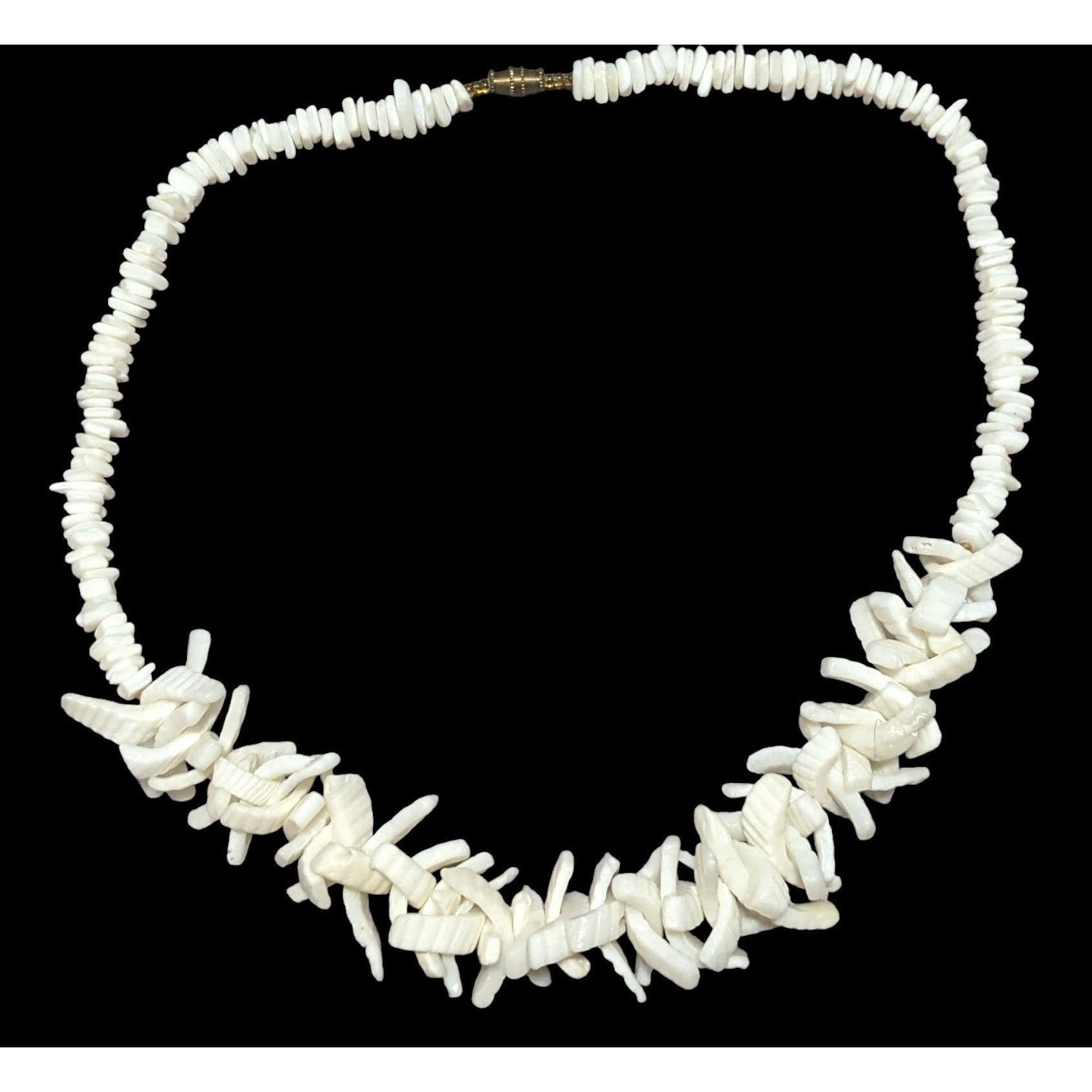 Other Vintage White Shell Necklace Size ONE SIZE - 1 Thumbnail