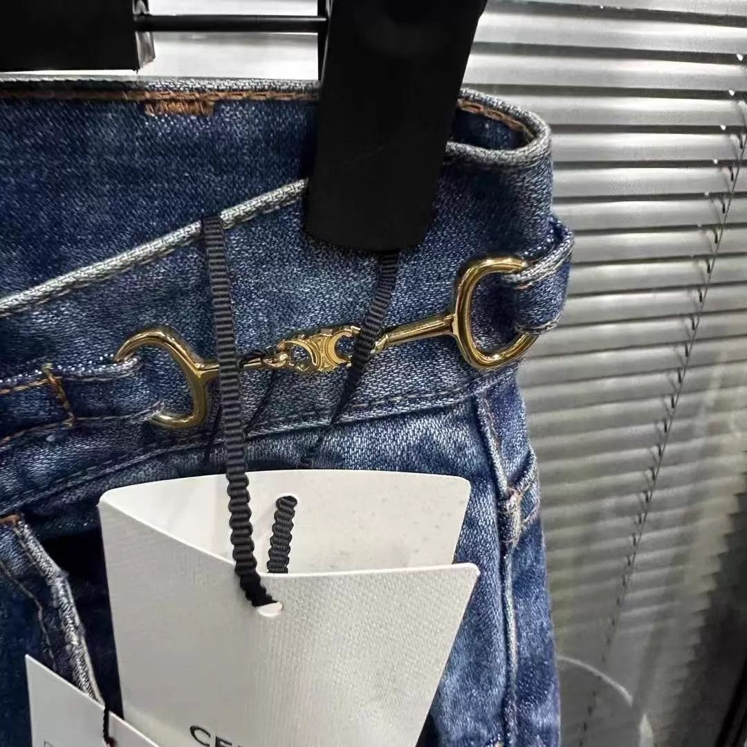 Celine Celine Triomphe Jeans Size 25 New with Tags Size 25" / US 0 / IT 36 - 2 Thumbnail