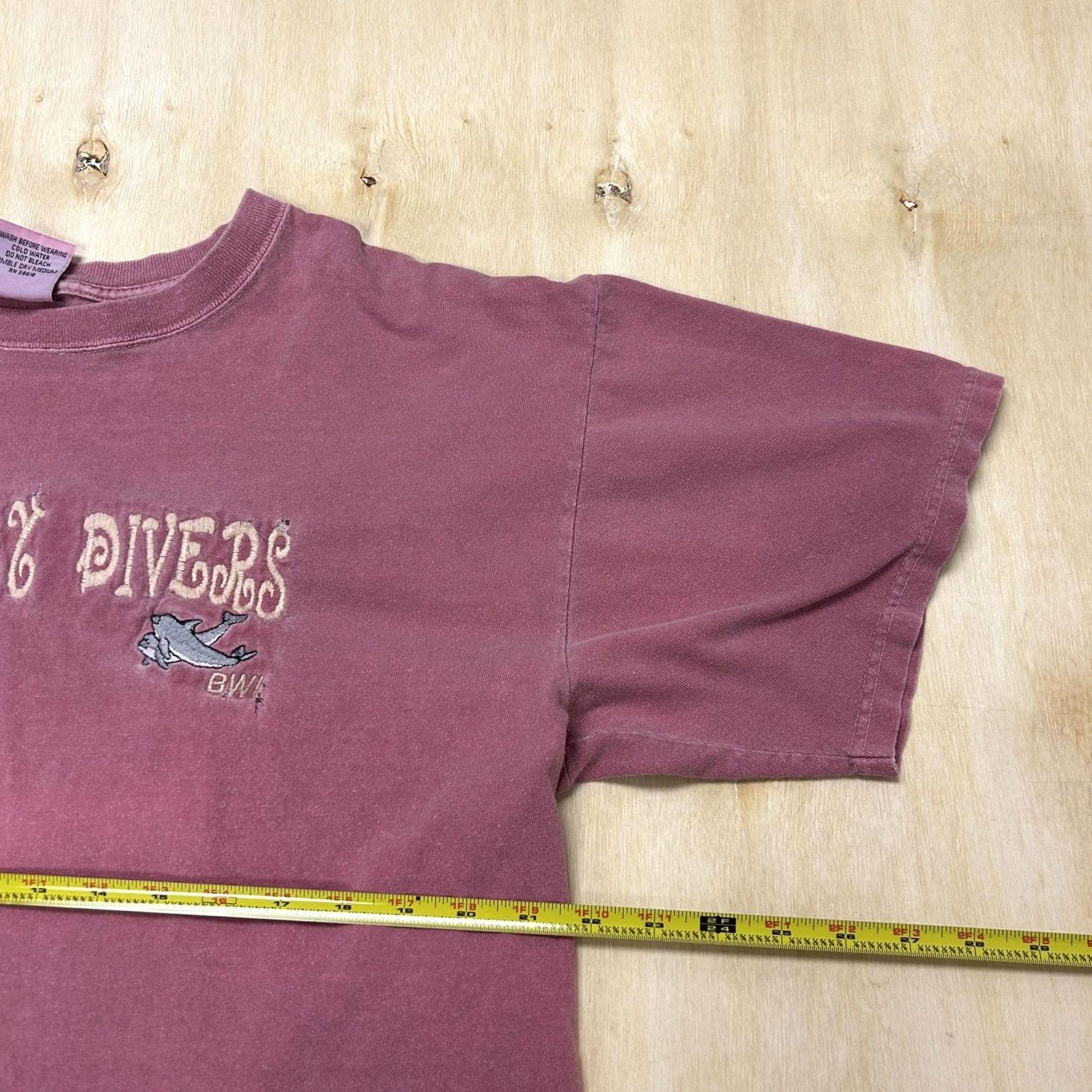 Anvil Salt Cay Divers Shirt Mens Large Pink Scuba Diving Graphic Tee T-Shirt Anvil Size US L / EU 52-54 / 3 - 6 Thumbnail