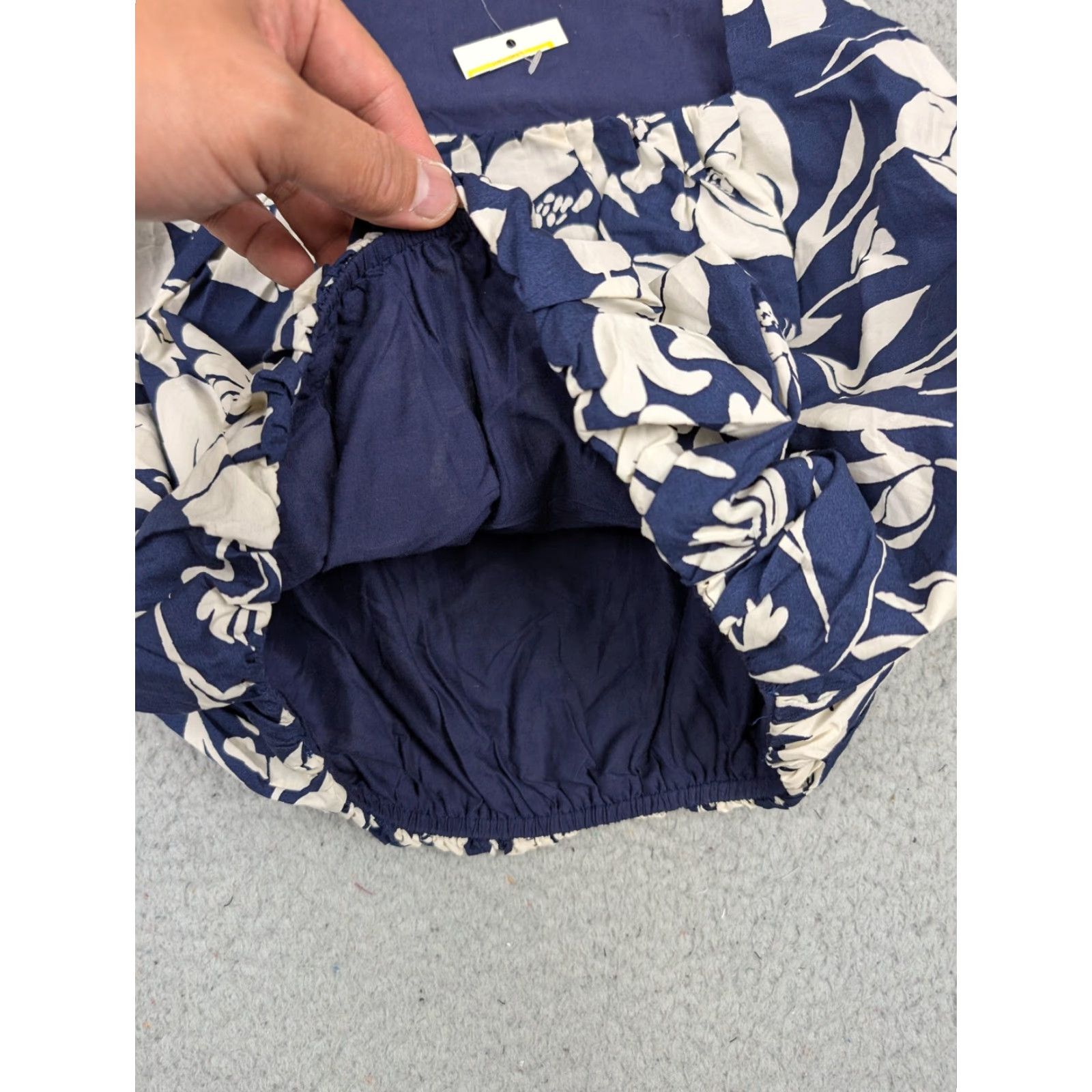 Vintage A New Day Womens Tank Cropped Sleeveless Blouse XS Navy Blue White Floral Cotton Bubble Hem Square Neck Lined Size XS / US 0-2 / IT 36-38 - 2 Thumbnail