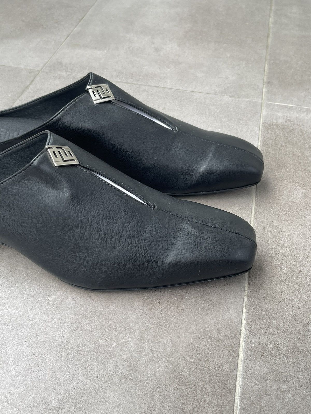 GmbH !DS! SS23 GMBH Jamal Slit Black Pleather Mules Size US 12 / EU 45 - 14 Thumbnail
