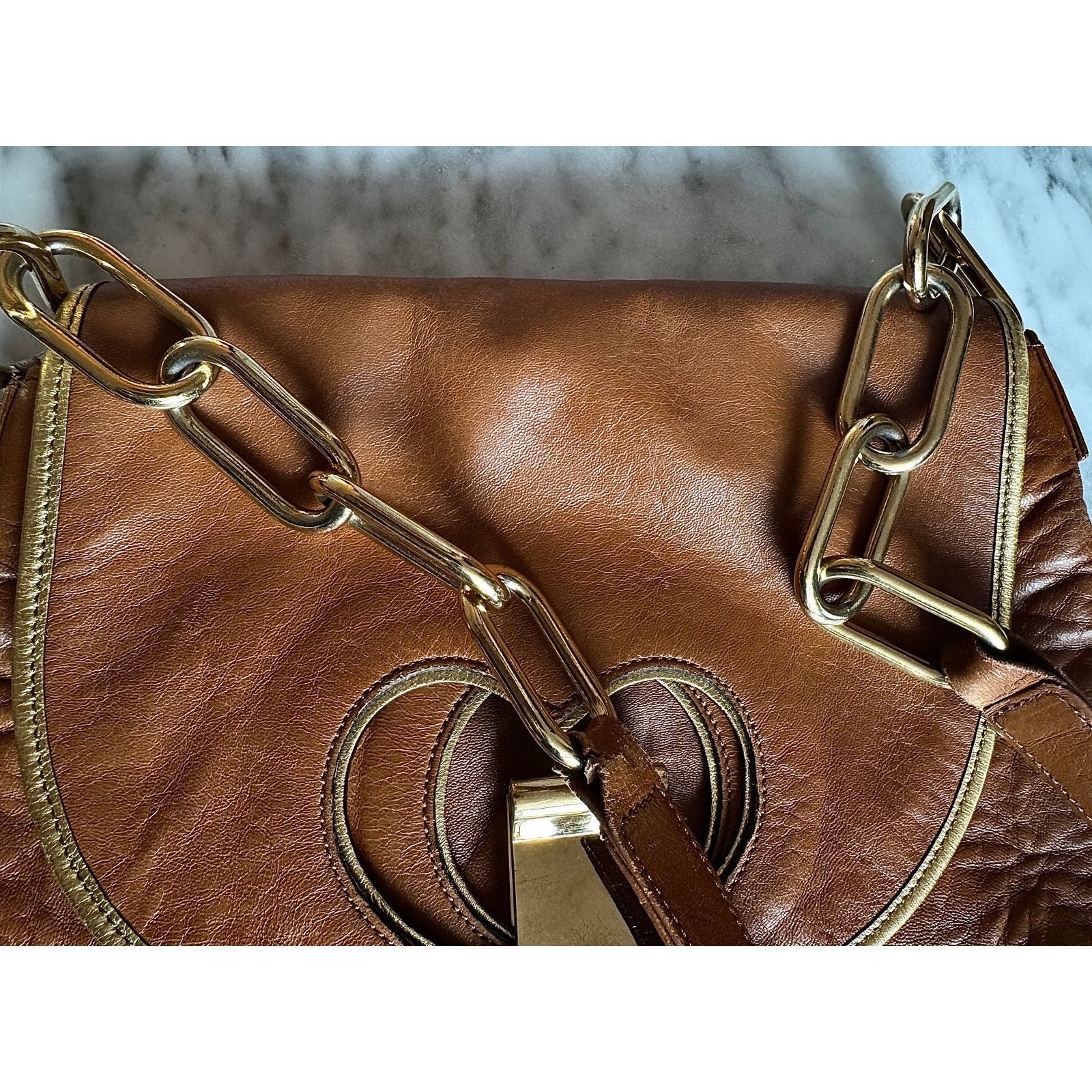 Marc Jacobs Marc Jacobs NWT Heart Cutout Leather Shoulder Bag Size ONE SIZE - 6 Thumbnail