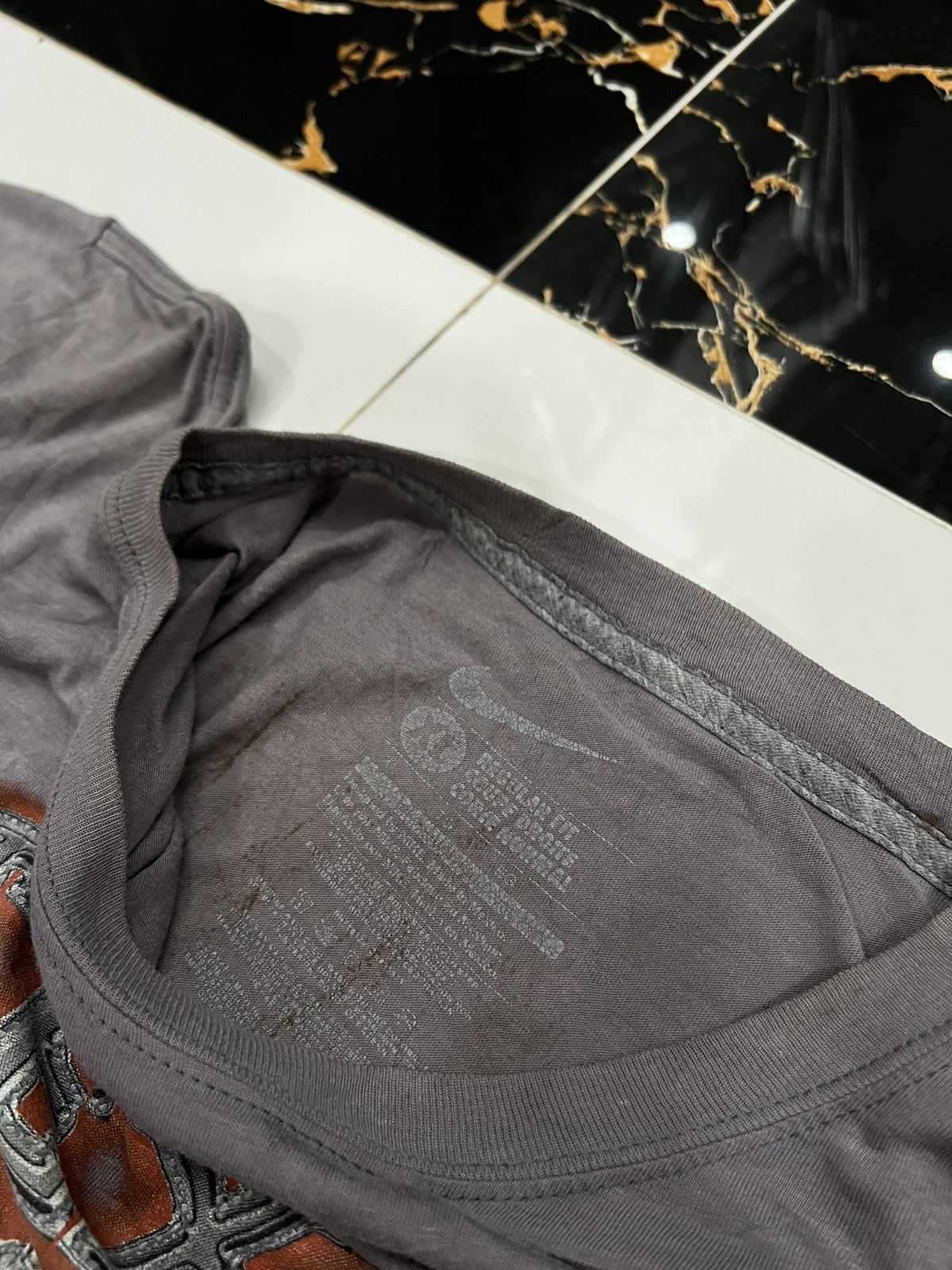 Nike × Vintage 90’s RARE DISTRESSED NIKE TEXAS BULL SWOOSH LOGO TEE Size US XL / EU 56 / 4 - 5 Thumbnail