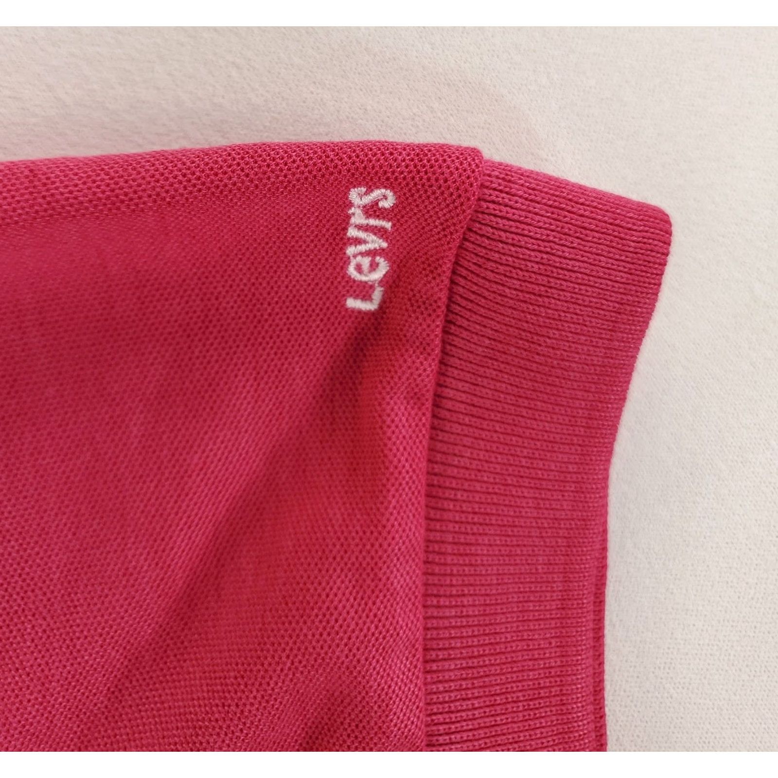 Levi's VINTAGE Levi's Shirt Polo Pink Sheer Burnout Short Sleeve Mens L 80s 90s Polo Shirt Mens L Pink Size US L / EU 52-54 / 3 - 3 Thumbnail