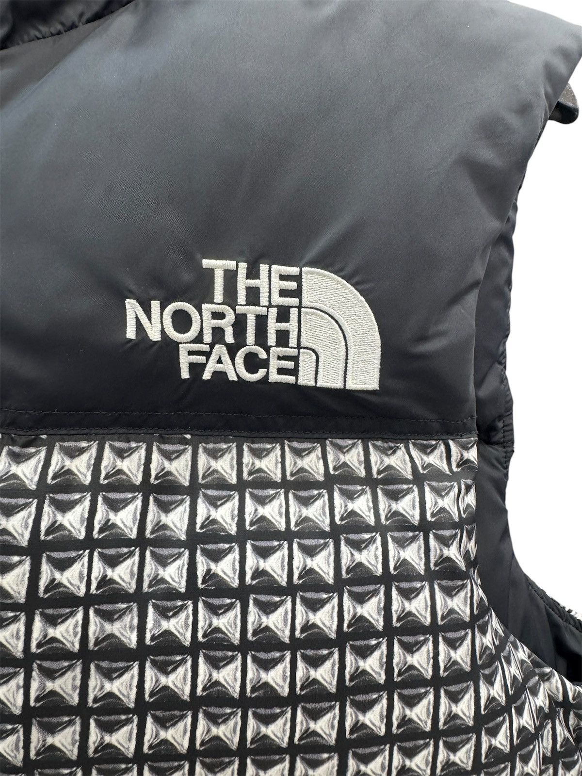 Supreme × The North Face Supreme The North Face Studded Vest Size US S / EU 44-46 / 1 - 2 Thumbnail