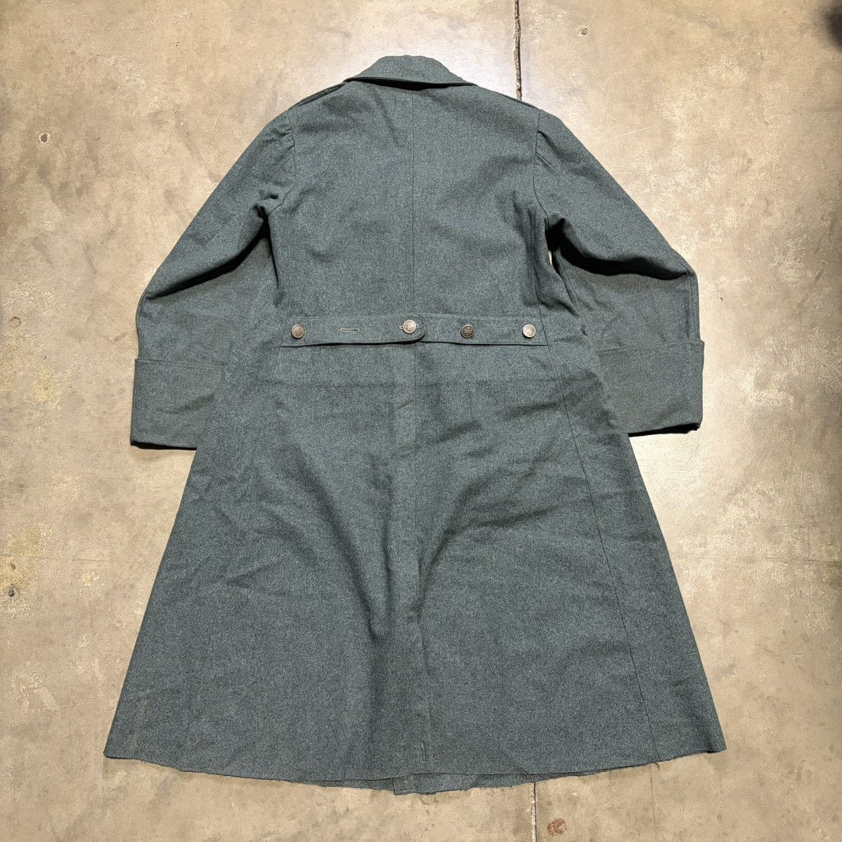 Vintage Vintage Swiss Military Army Medic Trench Overcoat Wool 60s Size US S / EU 44-46 / 1 - 9 Thumbnail
