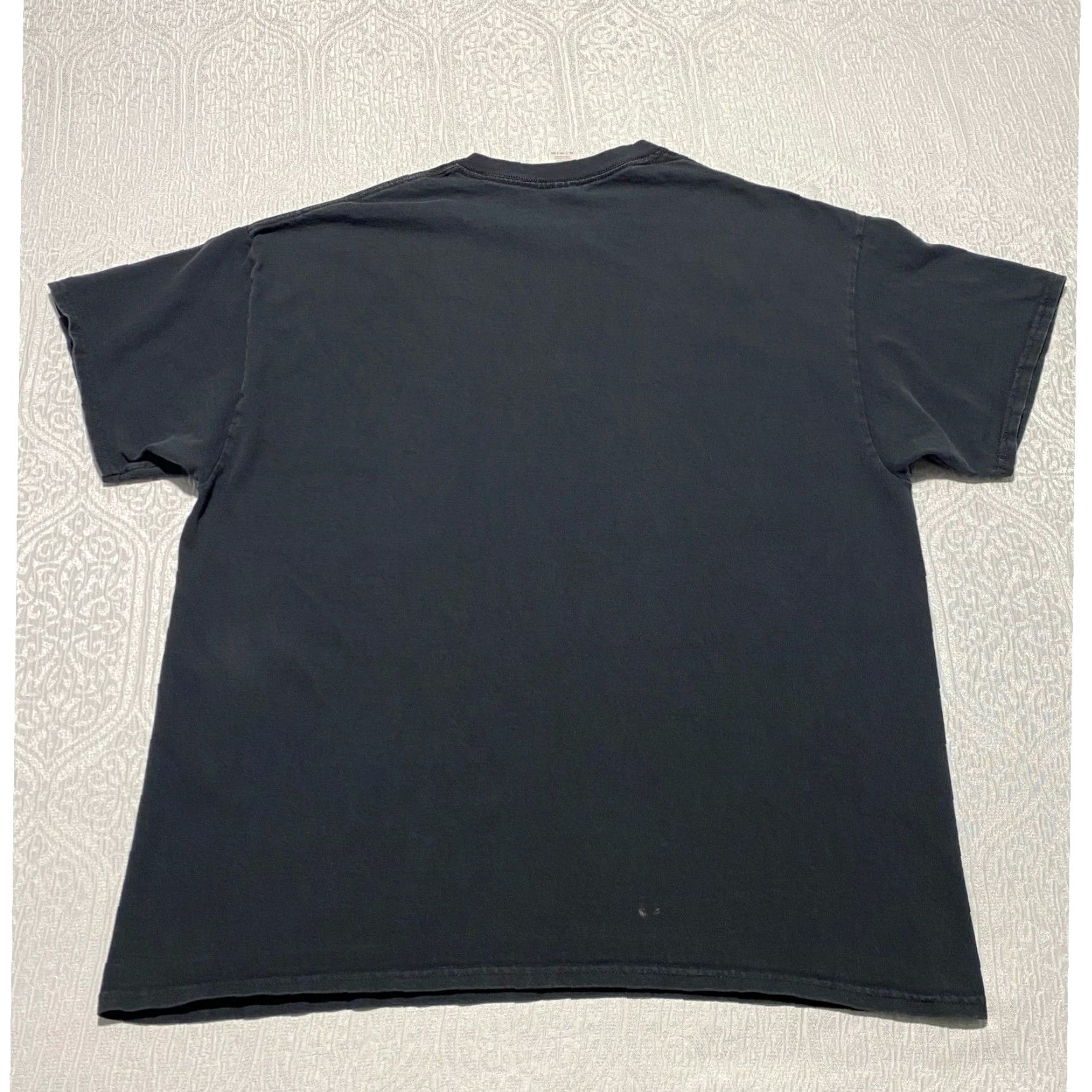 Gildan Gildan T-Shirt Mens XL Black Graphic Tee Inner Circle Cross Skulls Wrestling Punk Comics Retro Logo Crew Neck Short Sleeve Size US XL / EU 56 / 4 - 2 Thumbnail