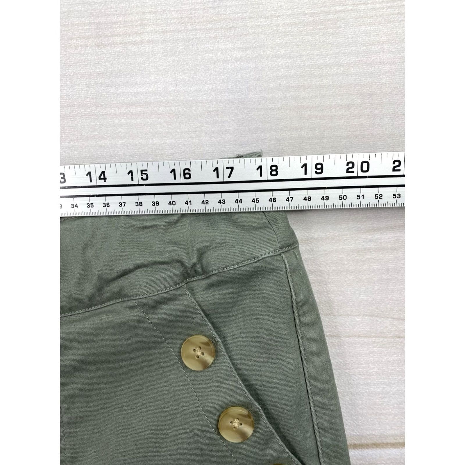Vintage WESTBOUND Pull-on Shorts Womens 16 Green Button Detail Stretch Twill Pockets Size 38" / US 16 / IT 52 - 6 Thumbnail