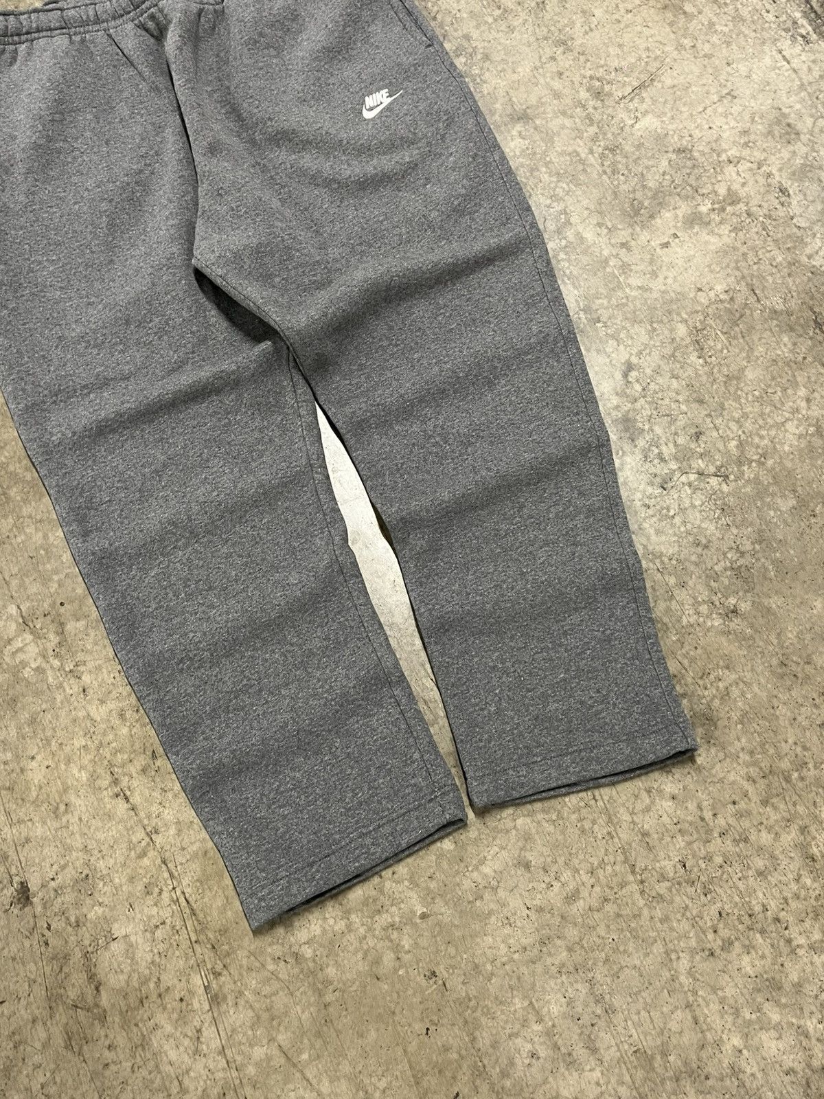 Nike × Vintage Nike sweatpants baggy fit wide leg streetwear hype Size US 36 / EU 52 - 3 Thumbnail